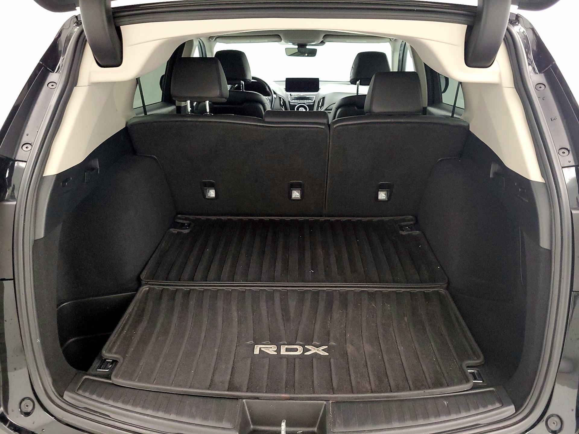 Thumbnail: 2019 Acura RDX - 19