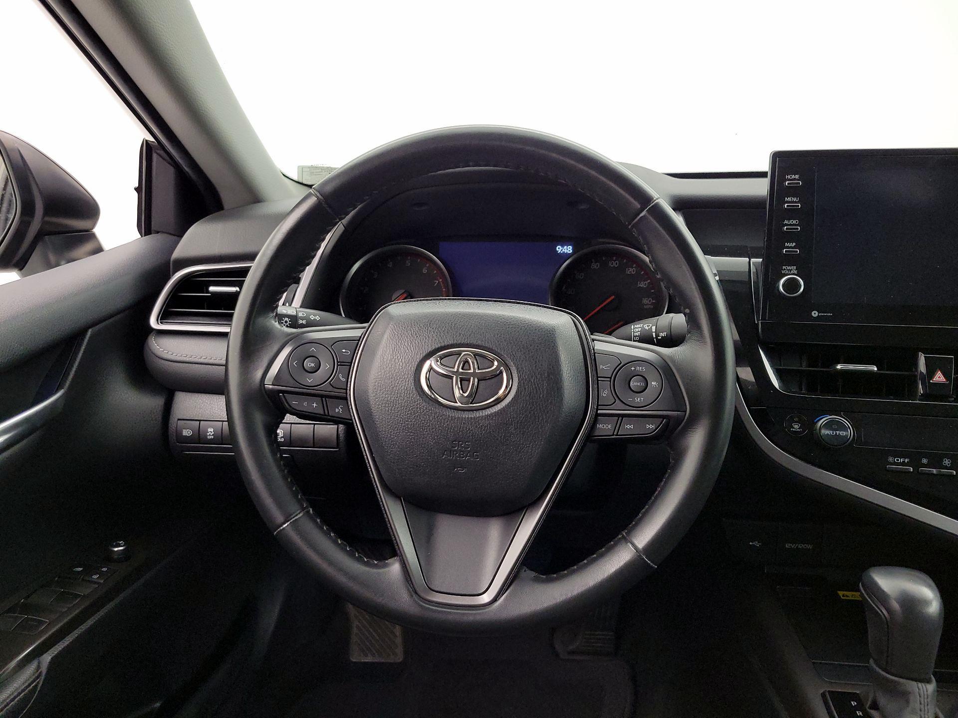 Thumbnail: 2023 Toyota Camry - 10