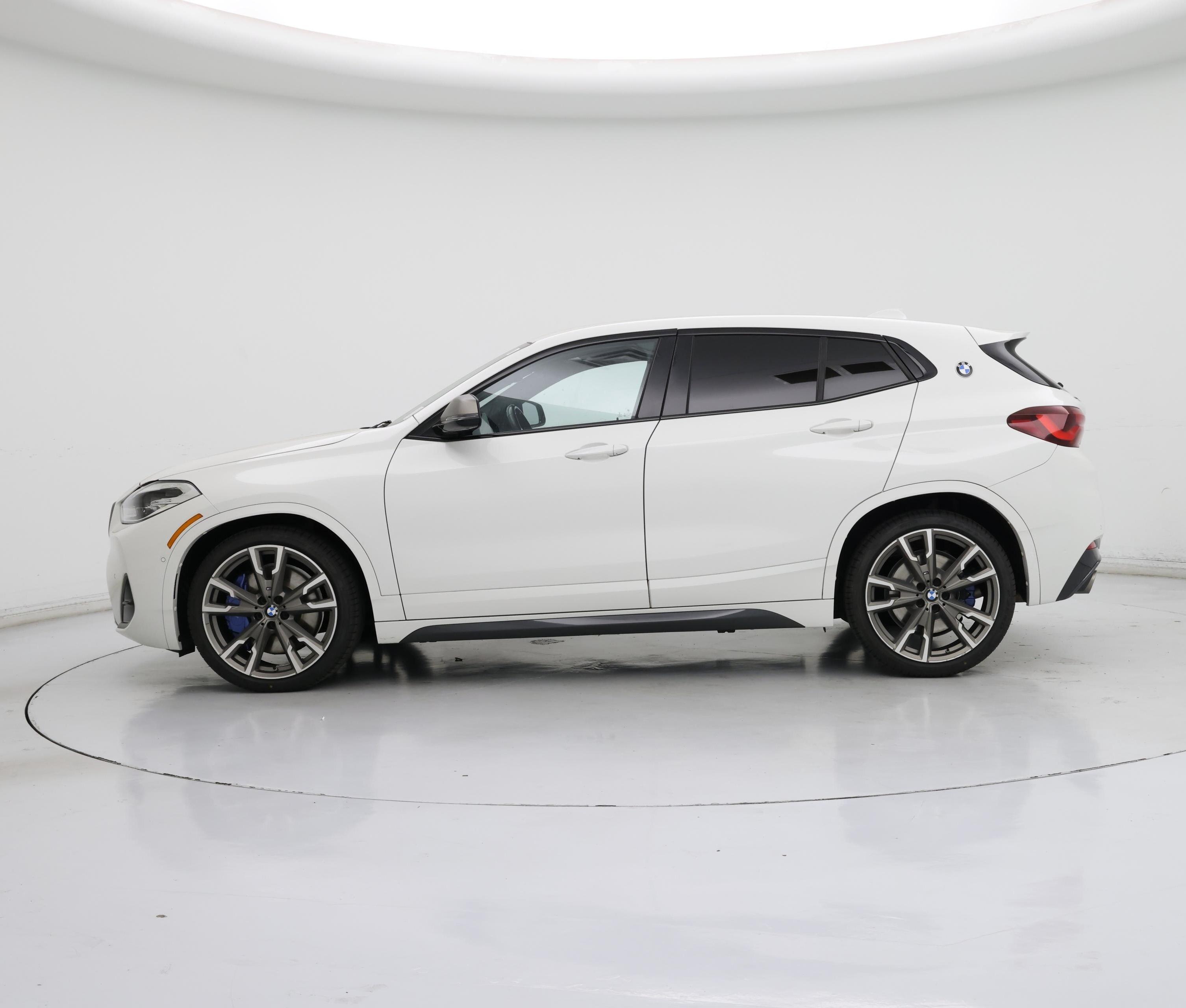 Thumbnail: 2022 BMW X2 - 3