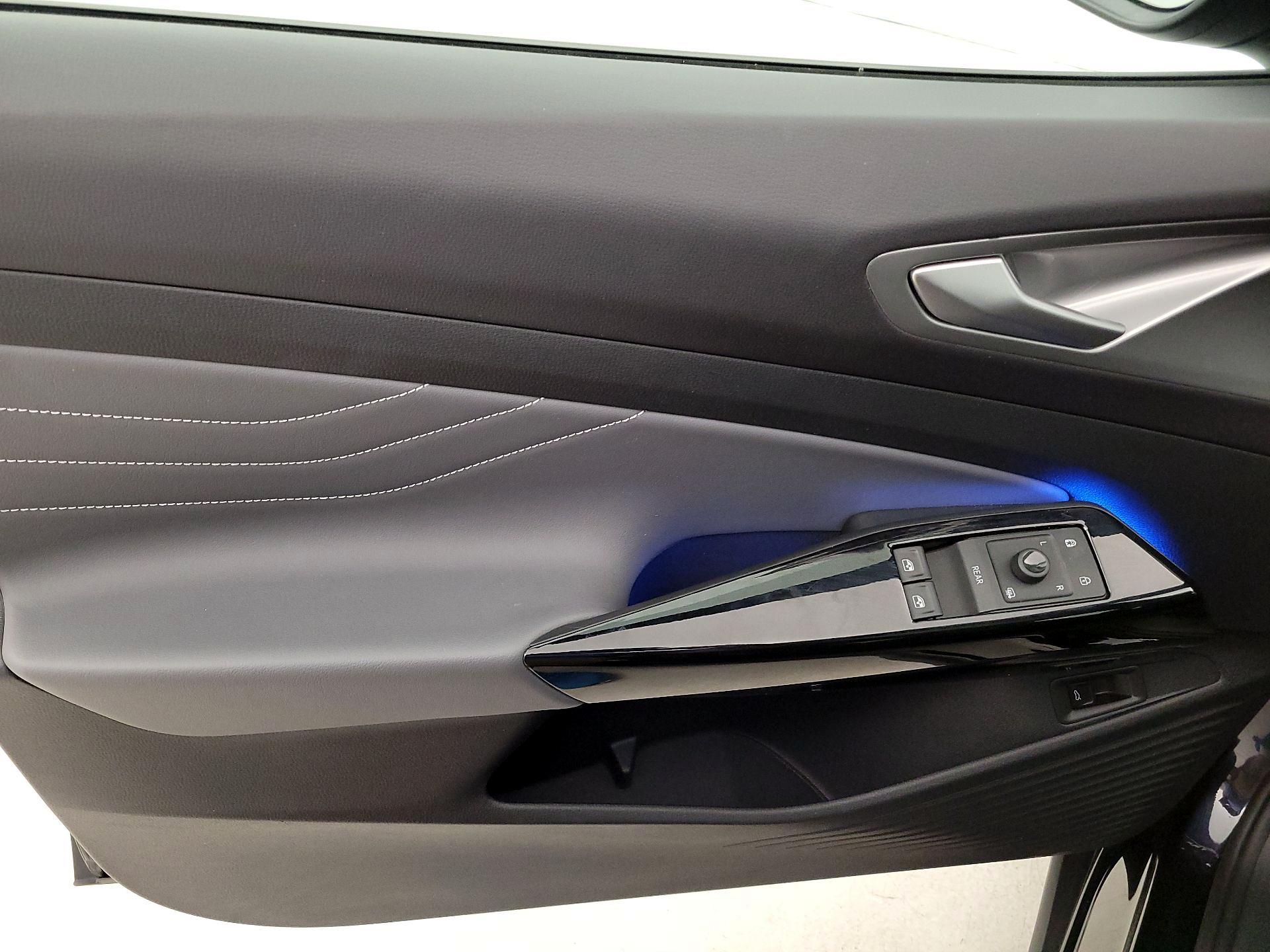 Thumbnail: 2023 Volkswagen ID.4 - 12