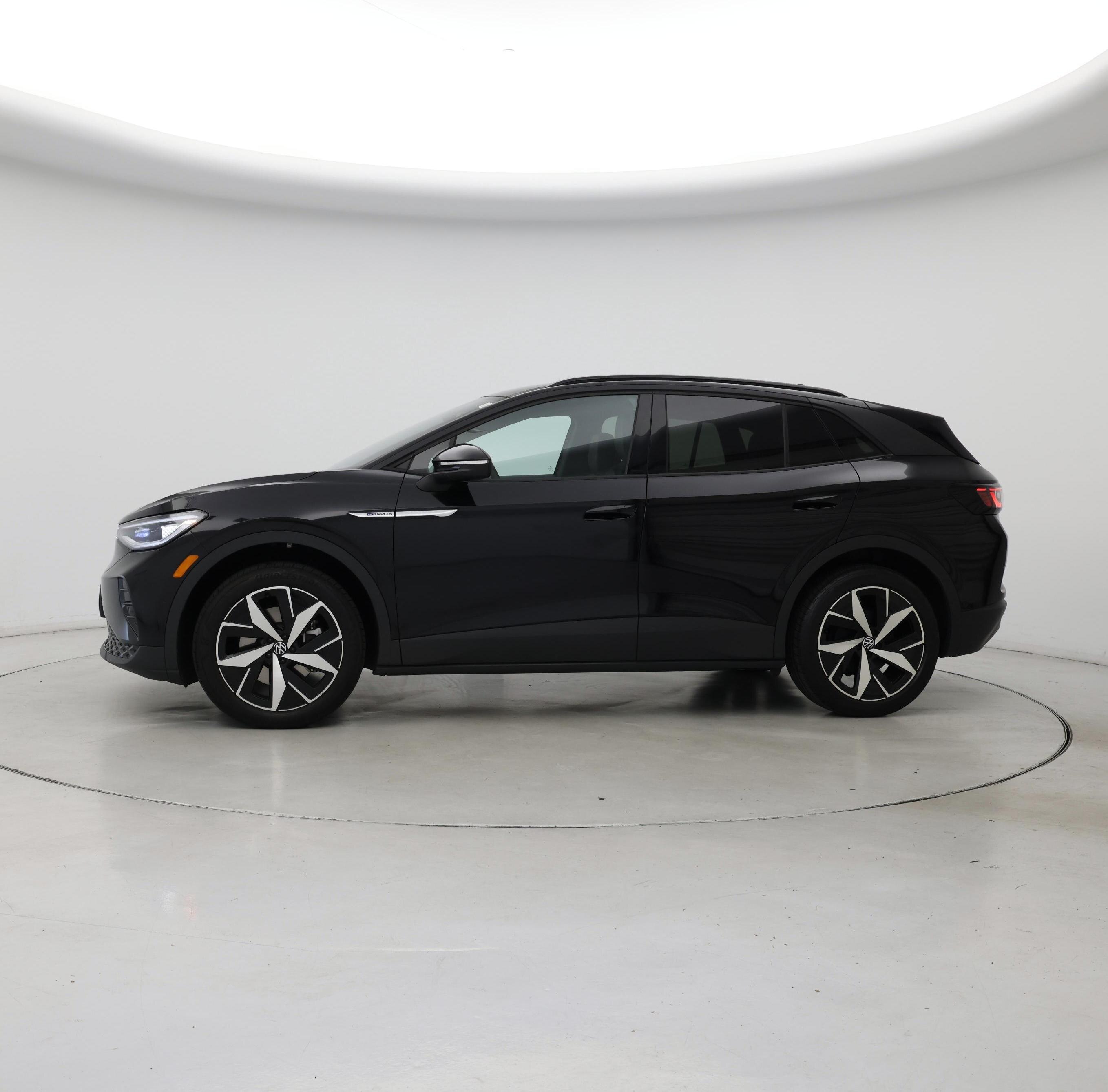 Thumbnail: 2023 Volkswagen ID.4 - 3