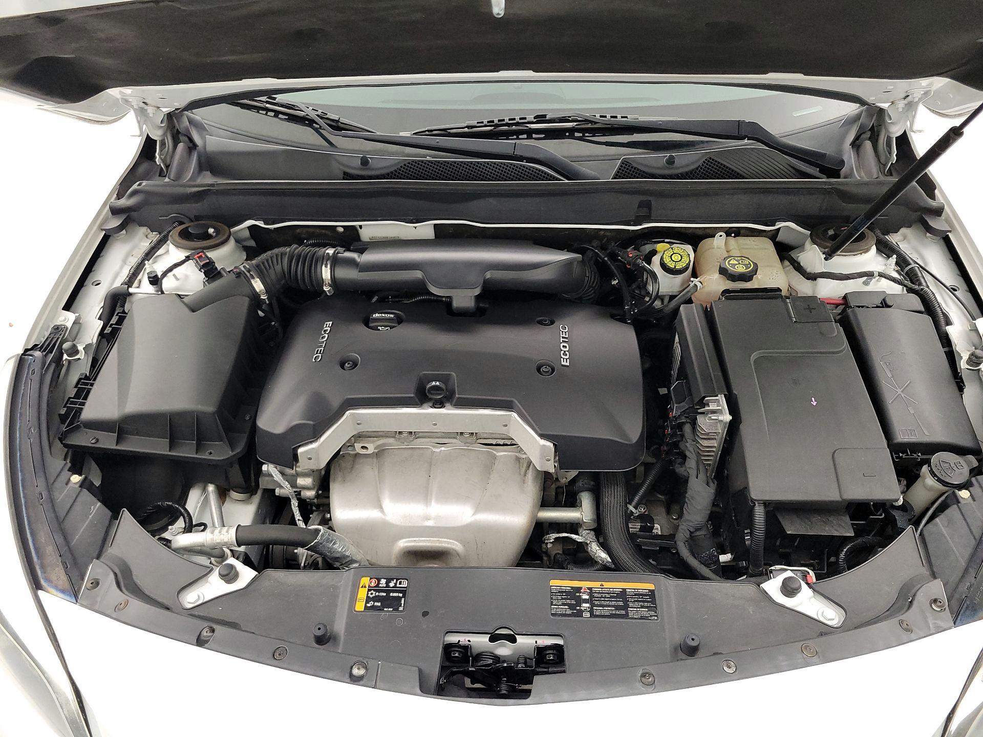 Thumbnail: 2016 Chevrolet Malibu - 19