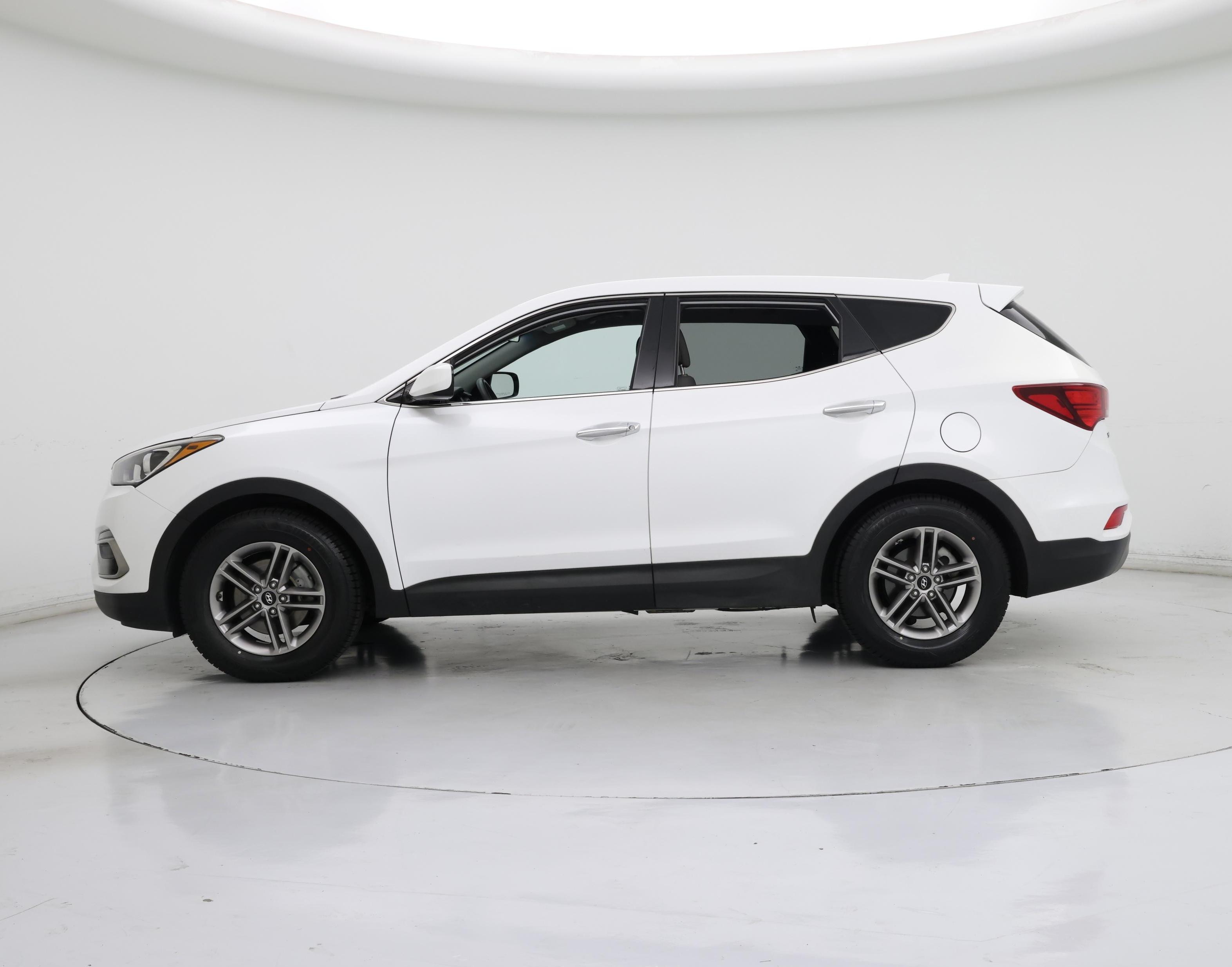 Thumbnail: 2017 Hyundai Santa Fe - 3