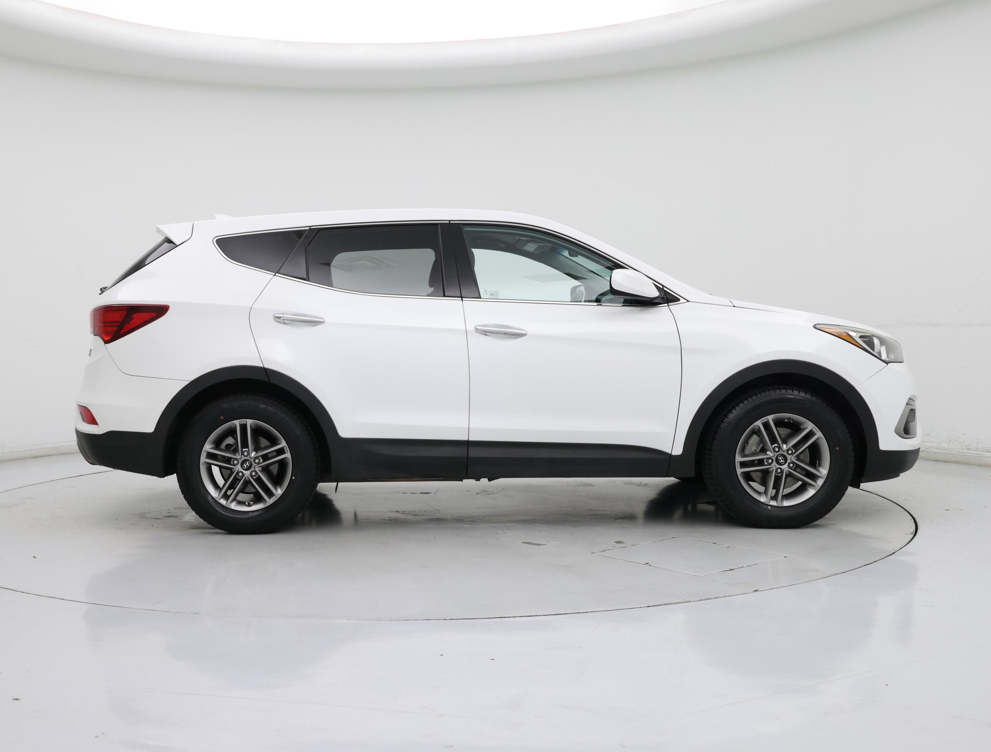 Thumbnail: 2017 Hyundai Santa Fe - 7