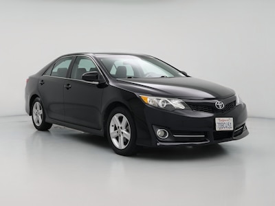 Black 2014 Toyota Camry SE