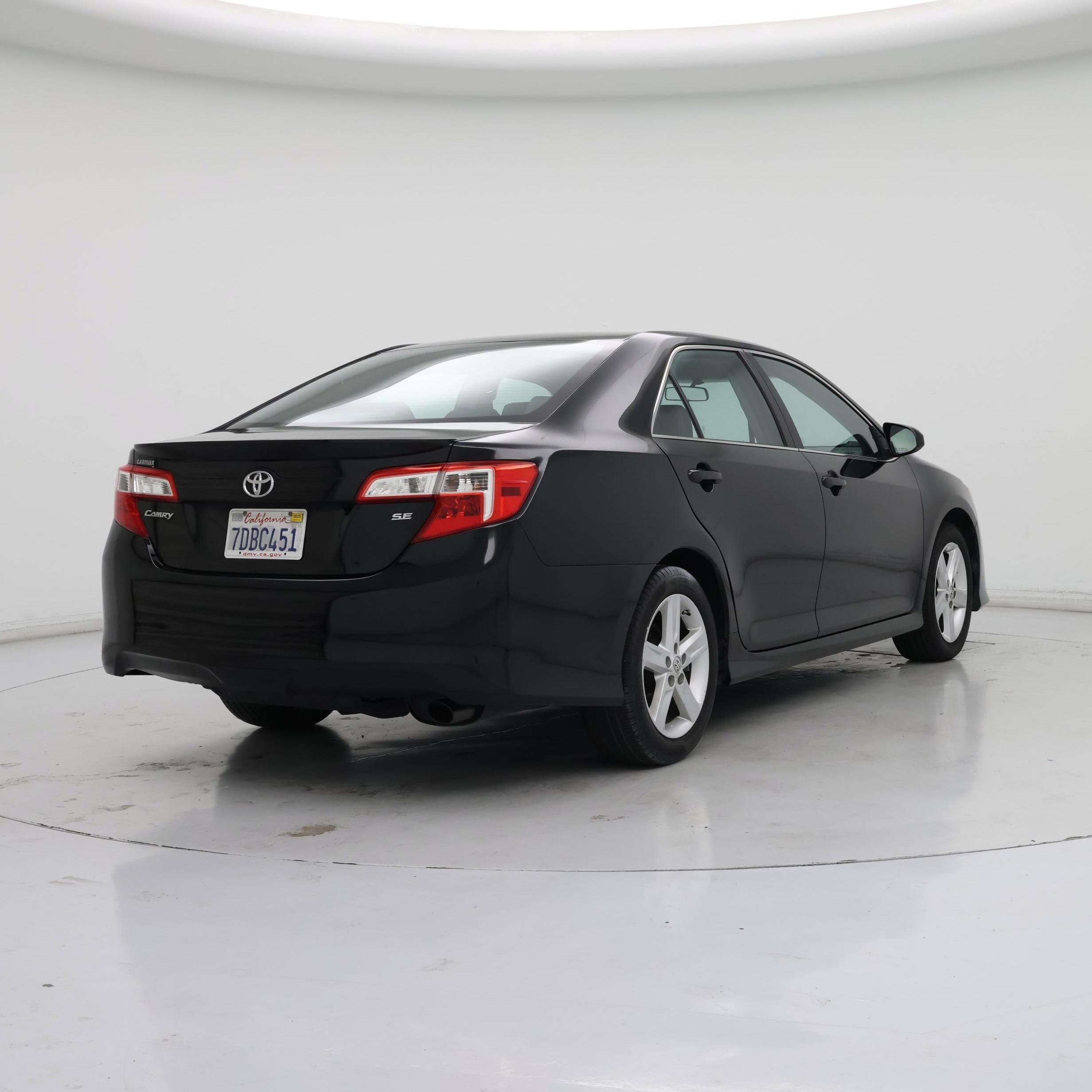 Thumbnail: 2014 Toyota Camry - 8
