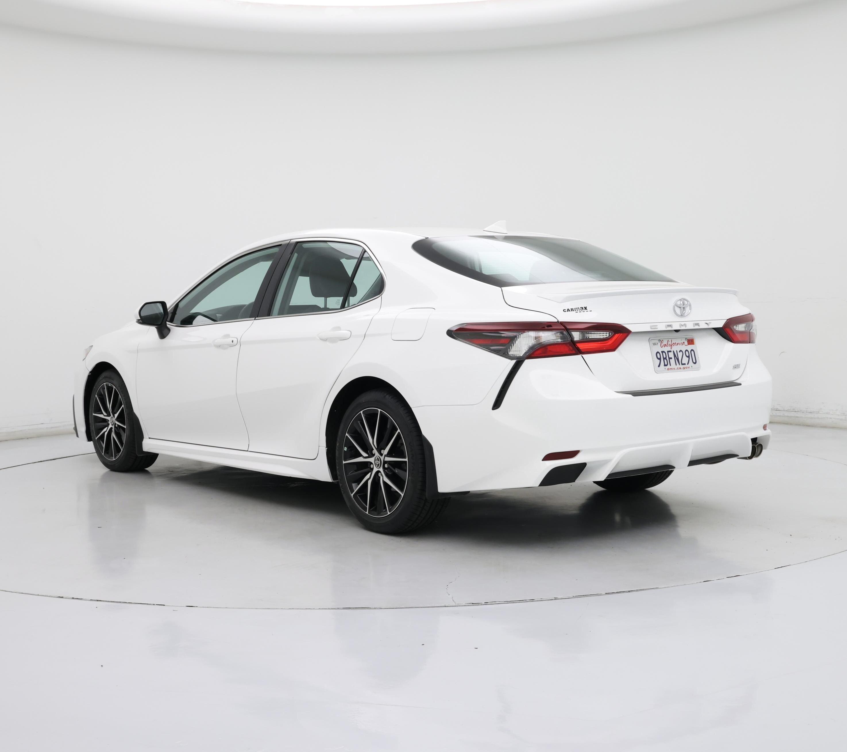 Thumbnail: 2022 Toyota Camry - 2