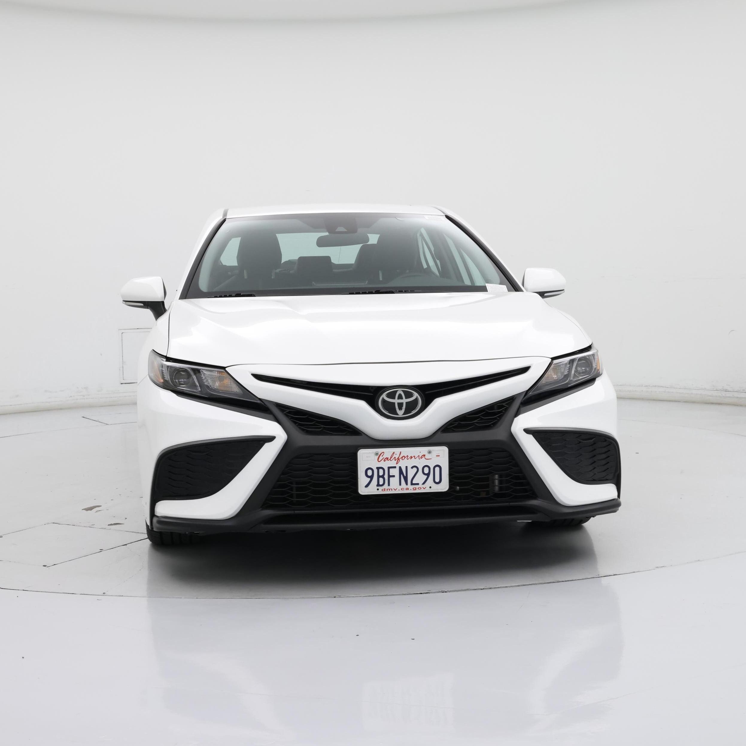 Thumbnail: 2022 Toyota Camry - 5