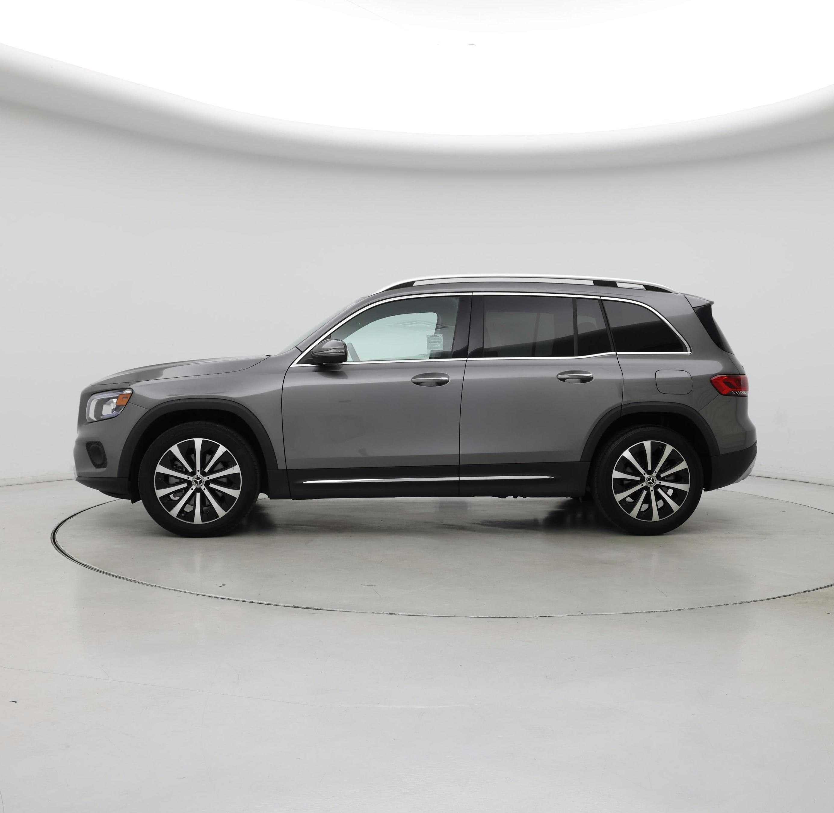 Thumbnail: 2021 Mercedes-Benz GLB - 3