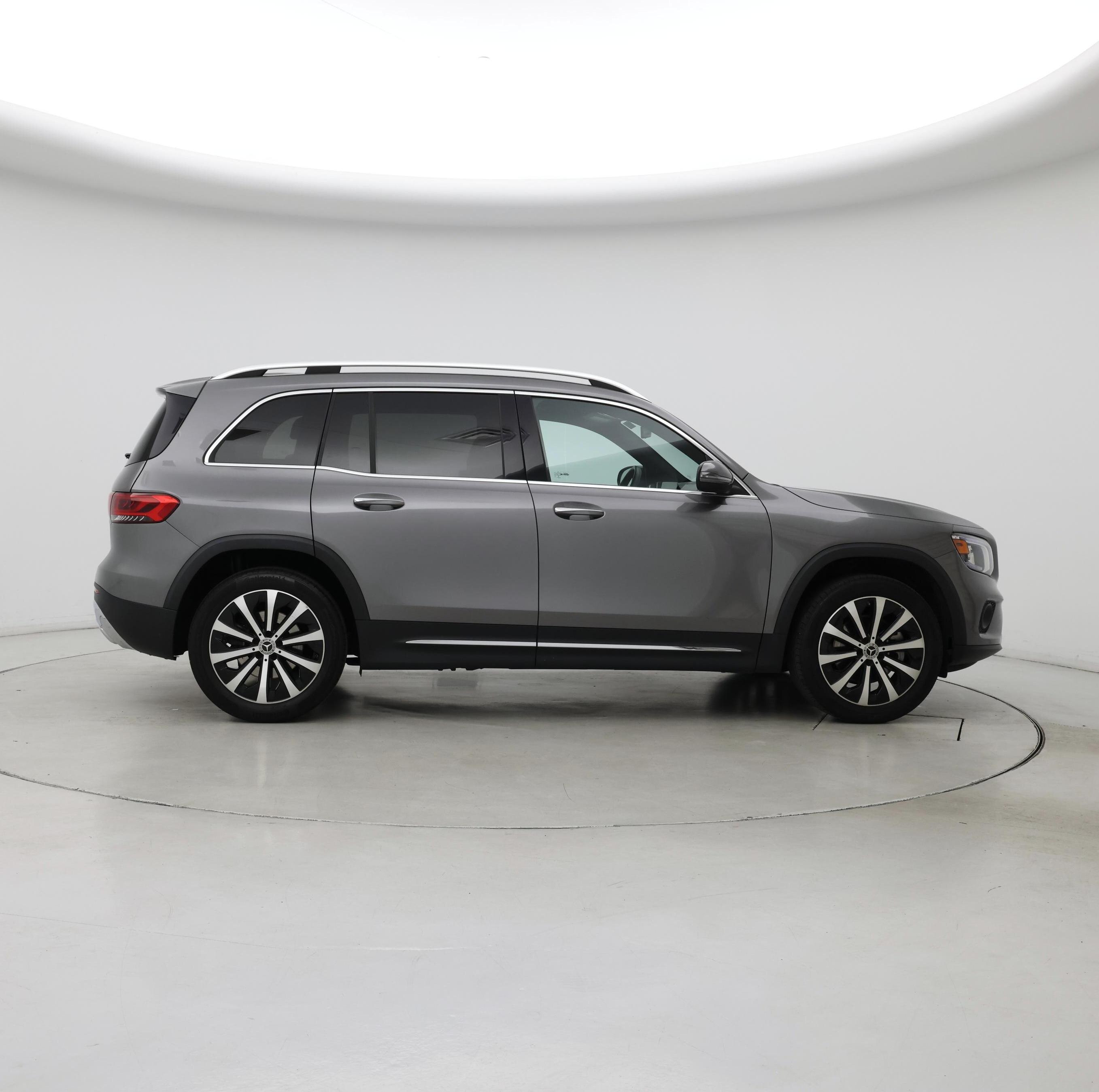 Thumbnail: 2021 Mercedes-Benz GLB - 7