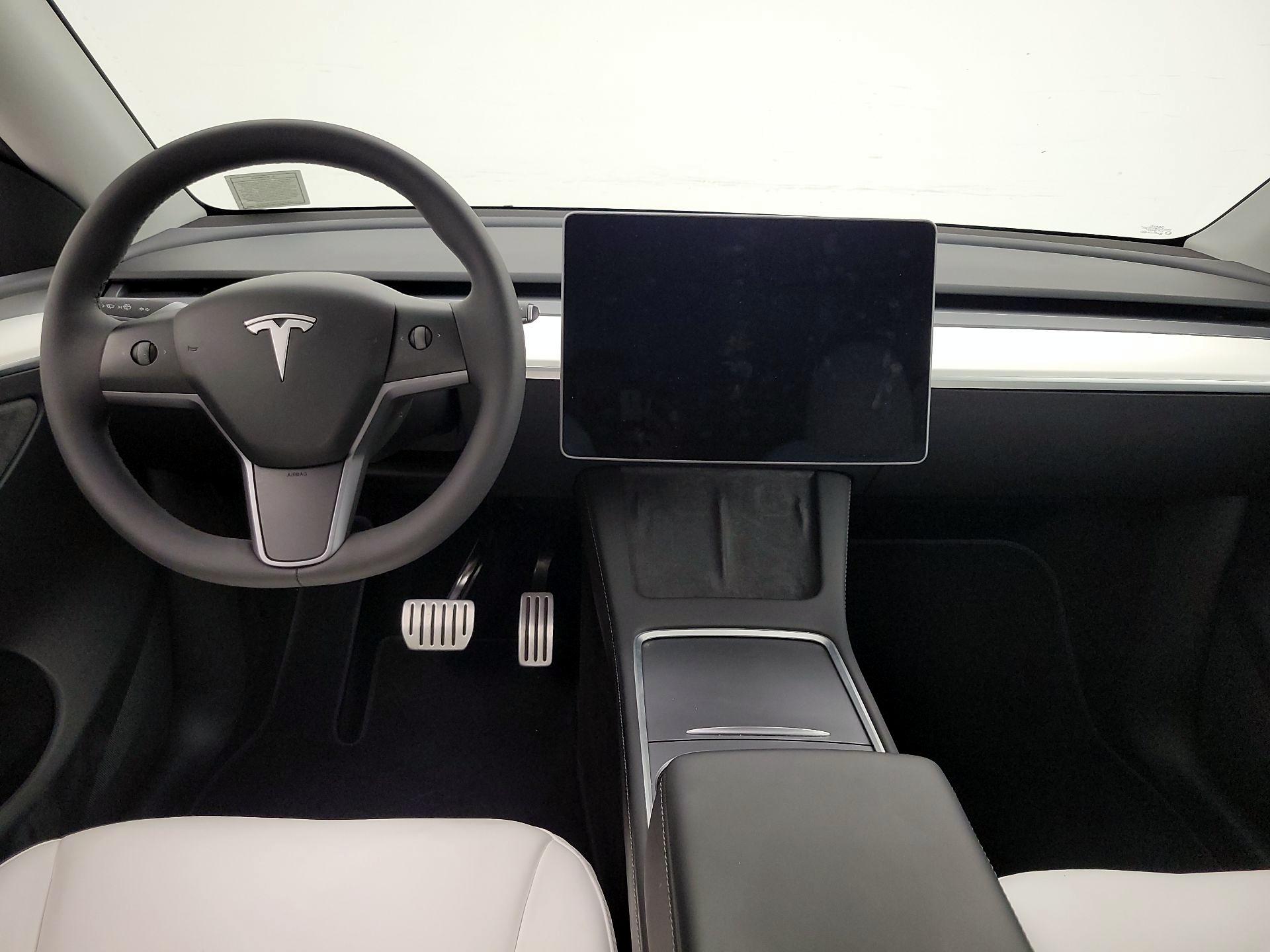 Thumbnail: 2023 Tesla Model Y - 9