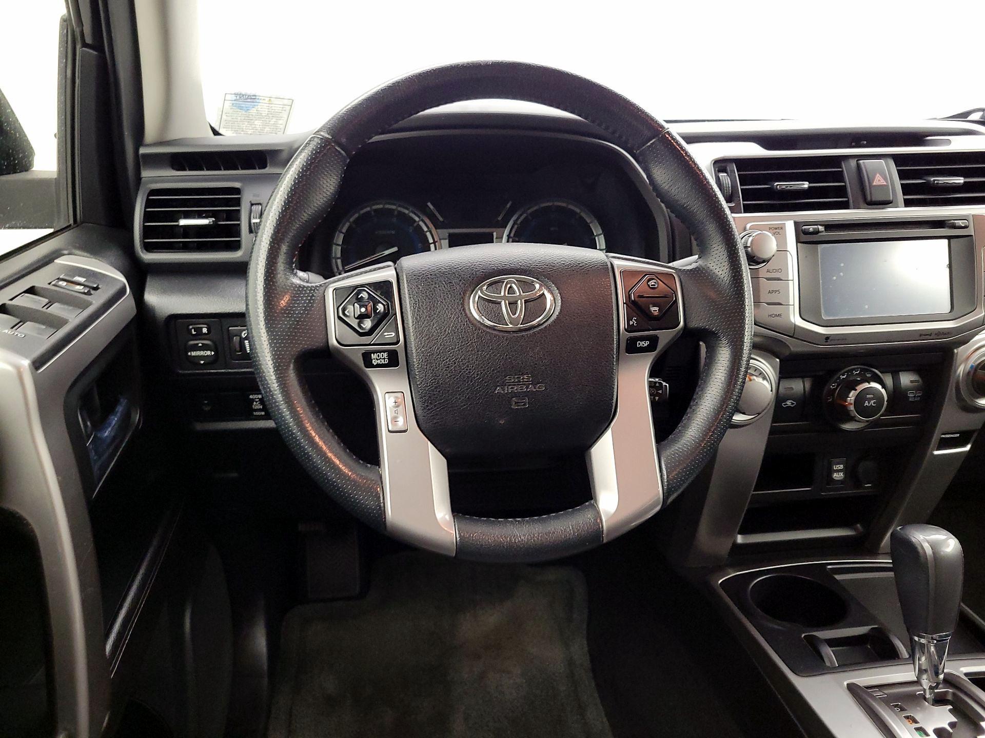 Thumbnail: 2016 Toyota 4Runner - 10