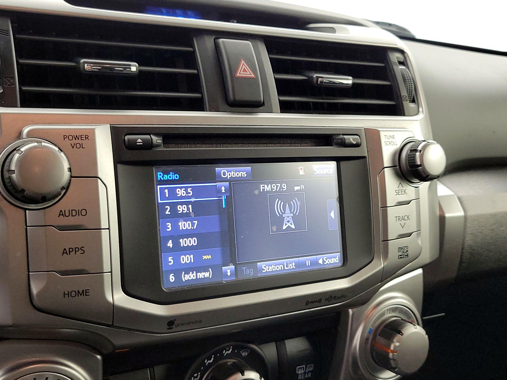 Thumbnail: 2016 Toyota 4Runner - 15