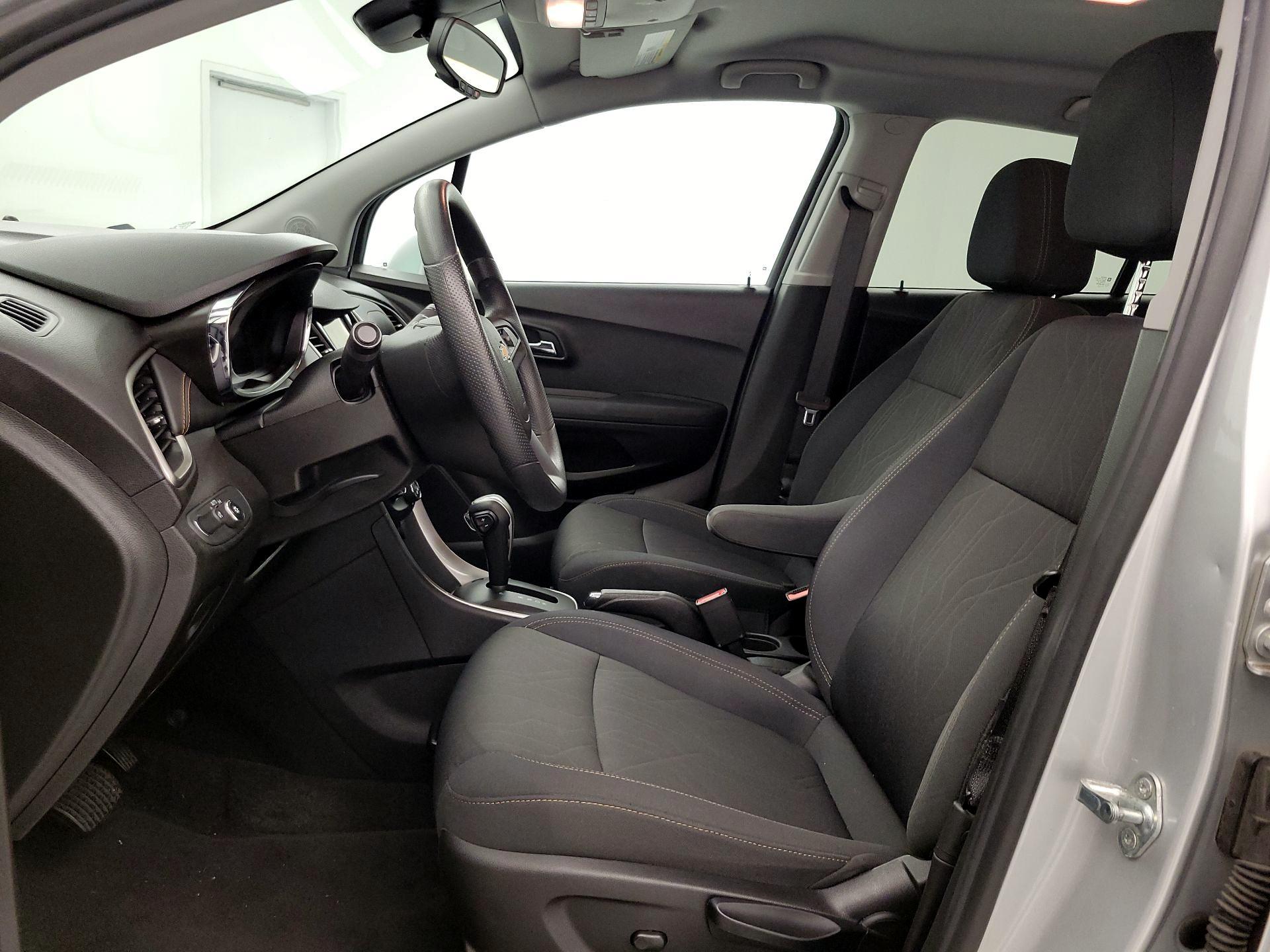 Thumbnail: 2019 Chevrolet Trax - 11