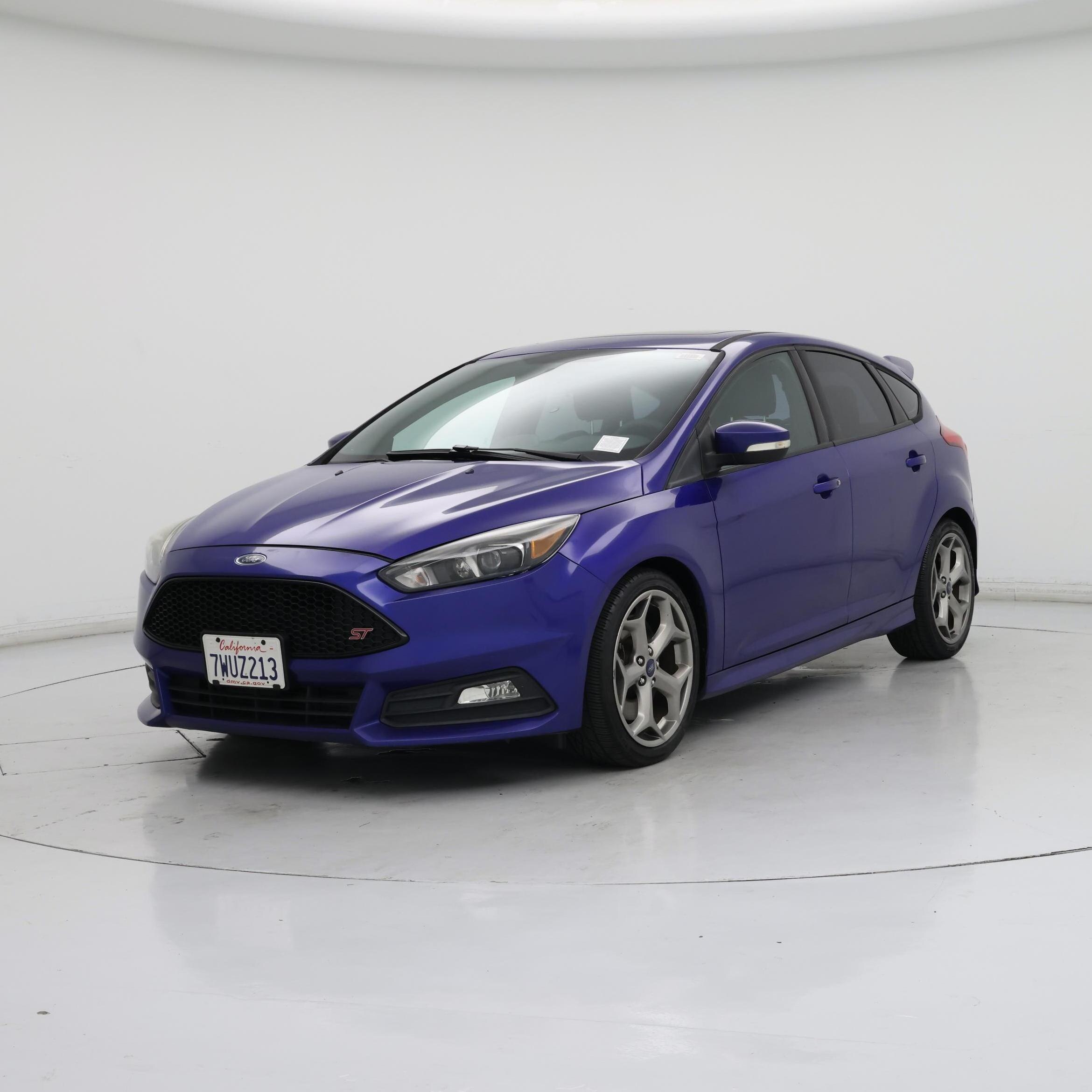 Thumbnail: 2015 Ford Focus - 4
