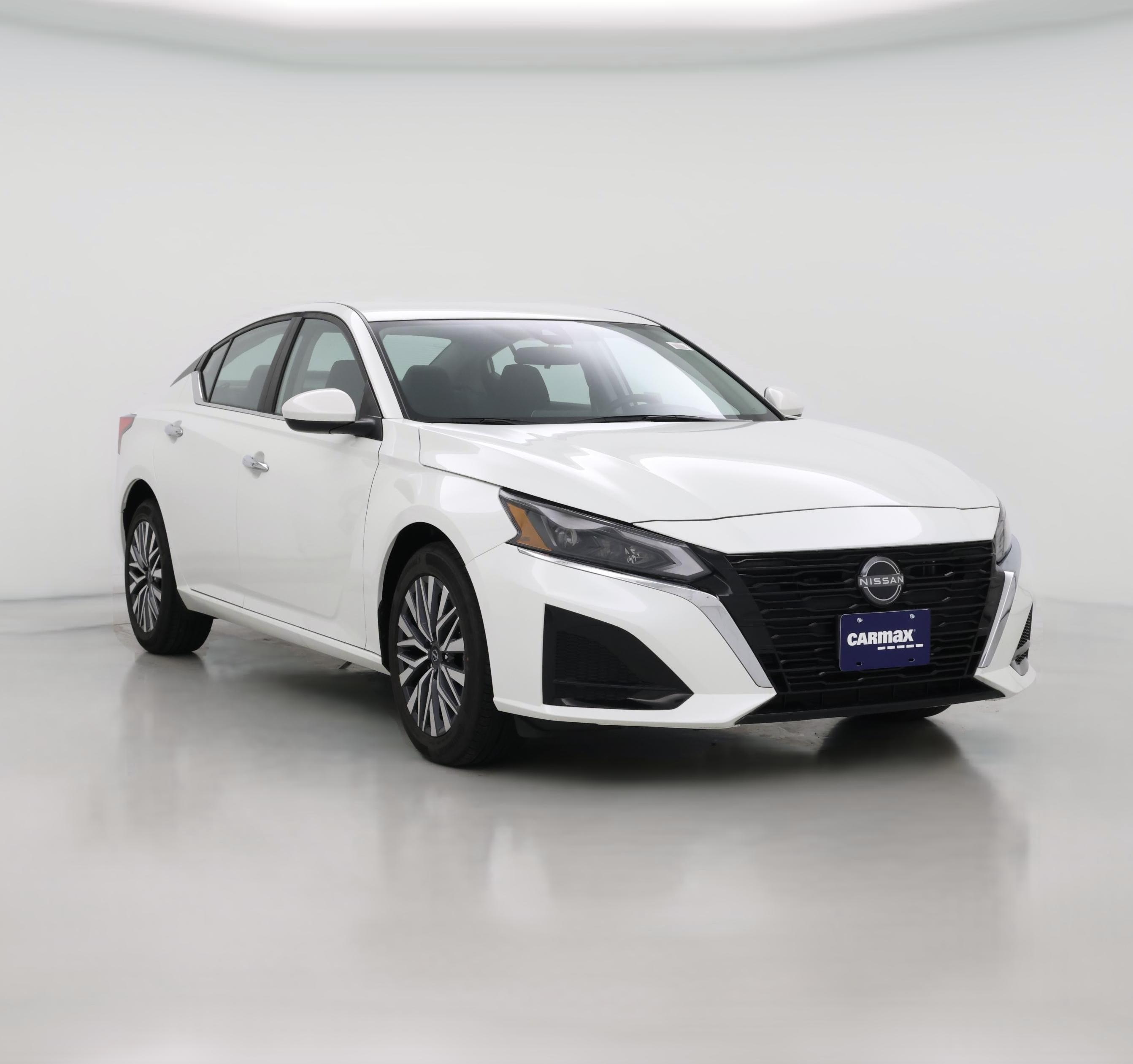 Thumbnail: 2023 Nissan Altima - 1