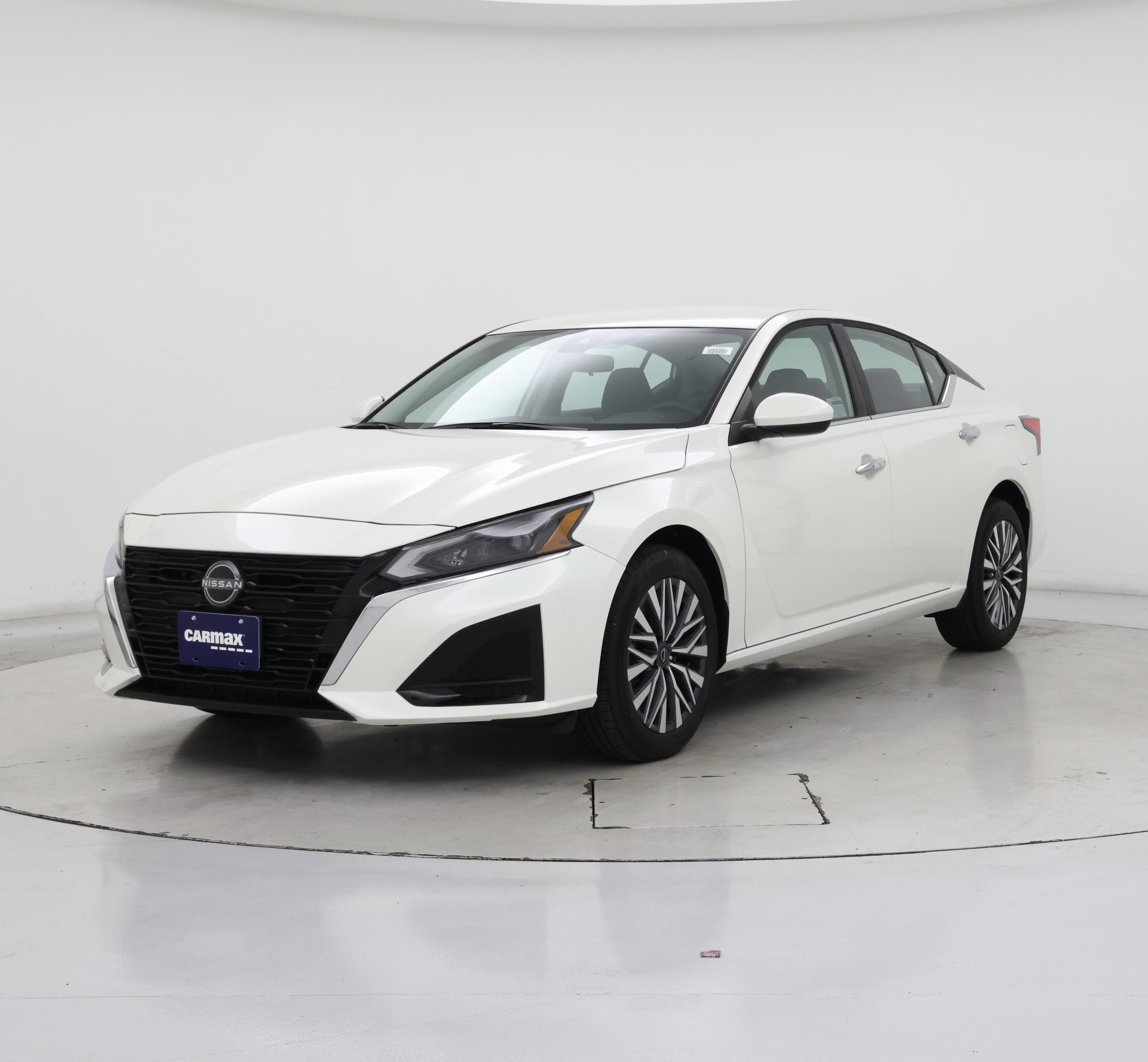 Thumbnail: 2023 Nissan Altima - 4