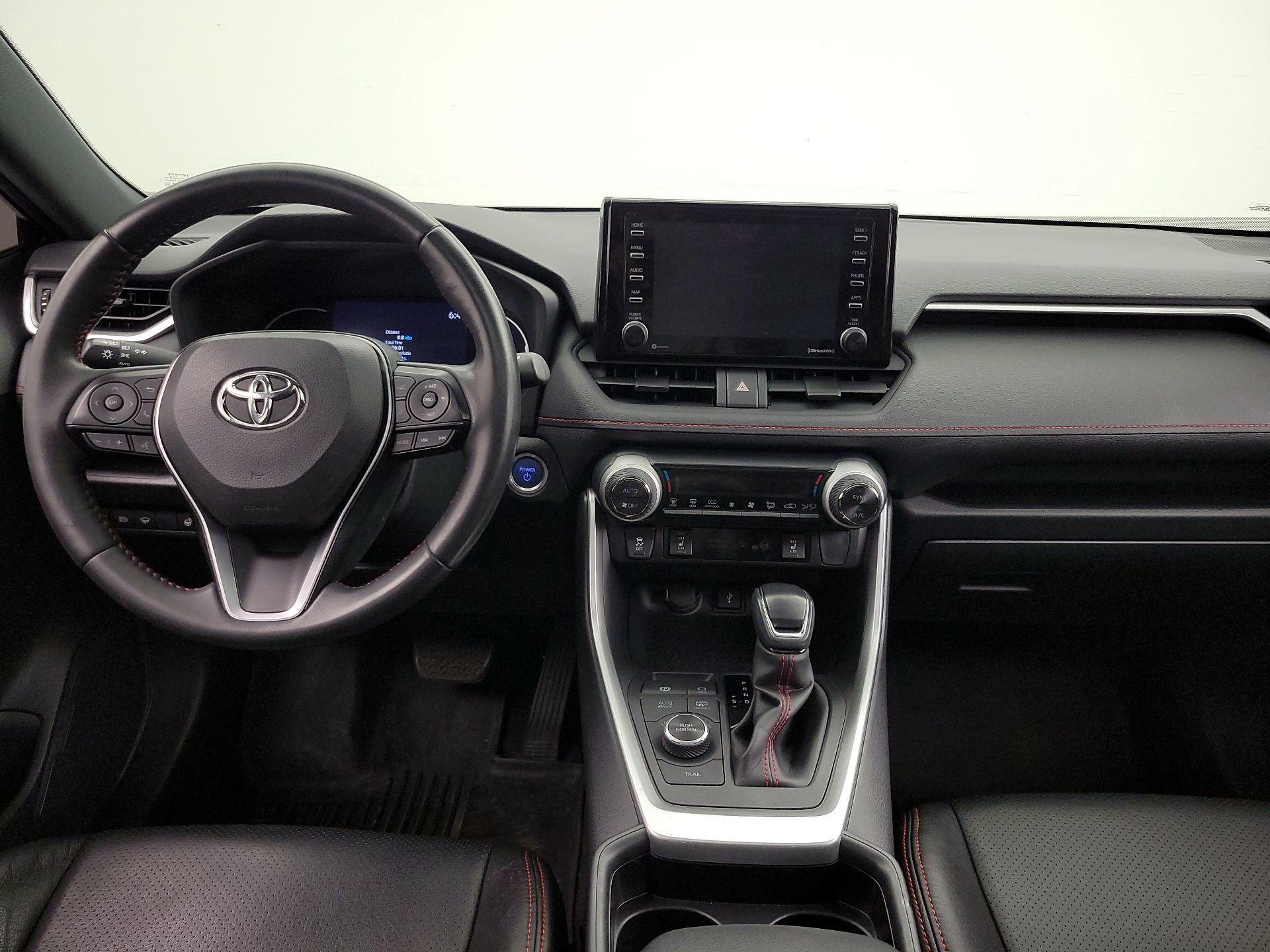 Thumbnail: 2021 Toyota RAV4 - 9