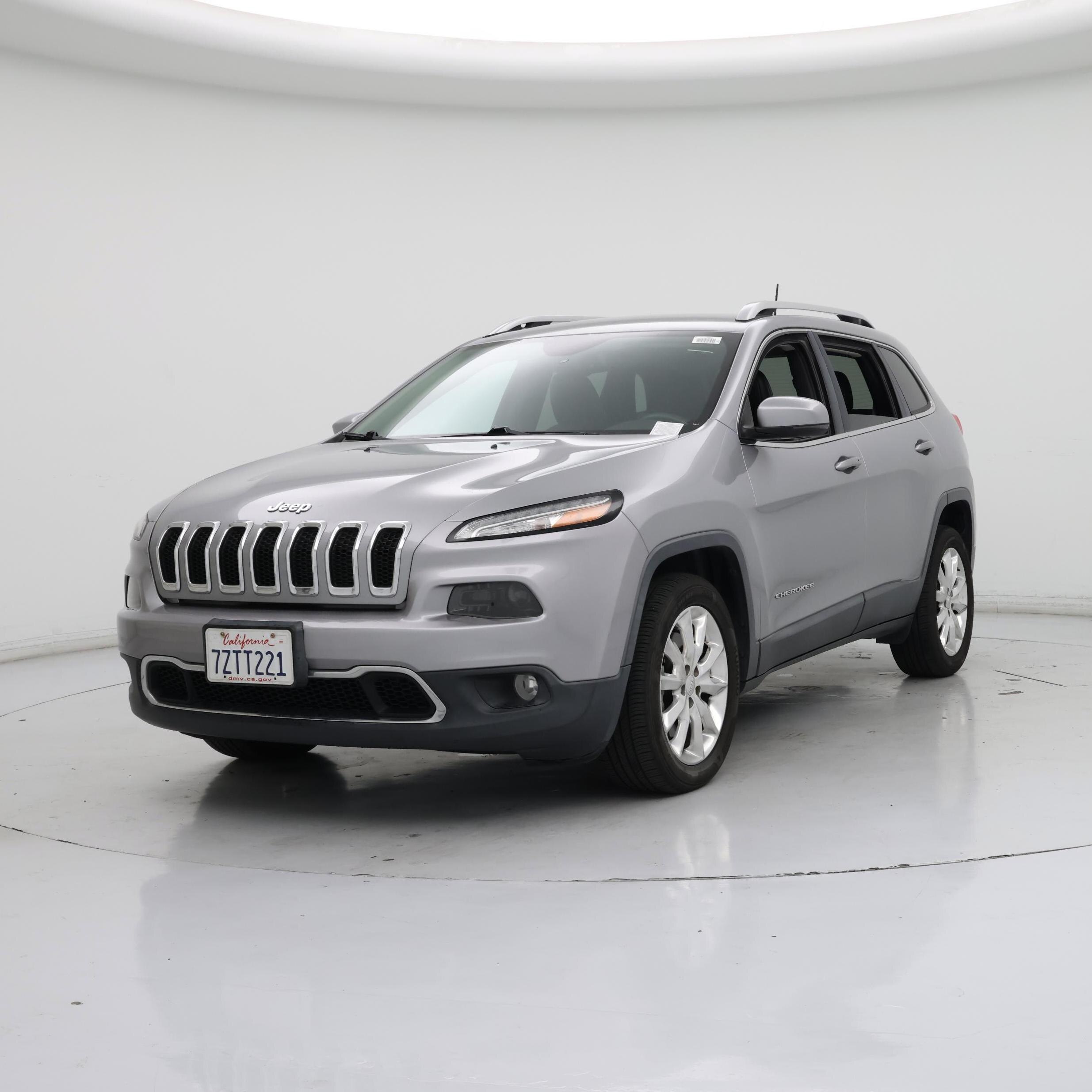 Thumbnail: 2017 Jeep Cherokee - 4