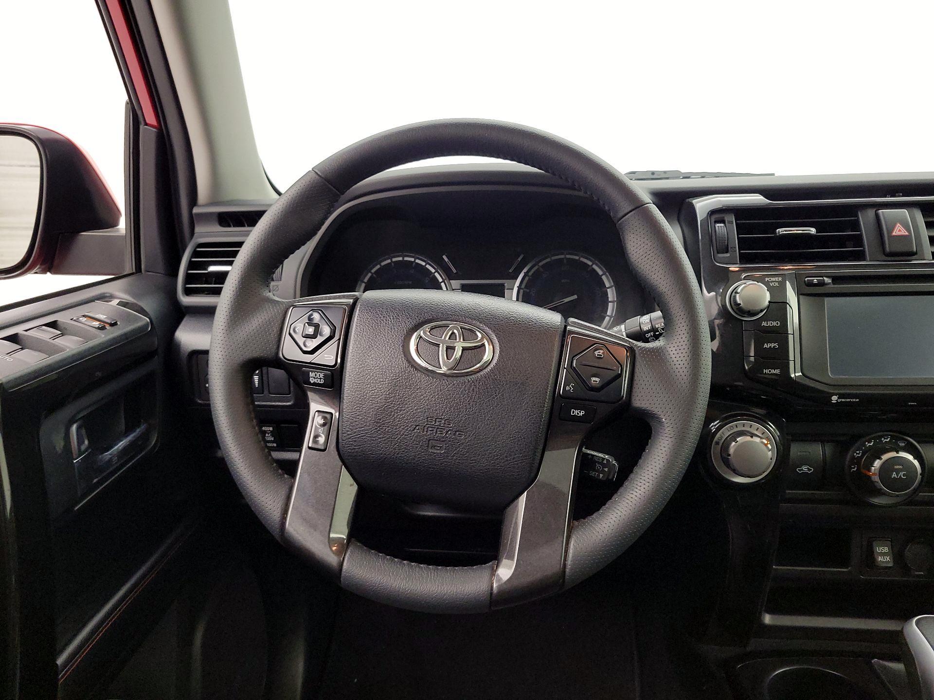 Thumbnail: 2019 Toyota 4Runner - 10