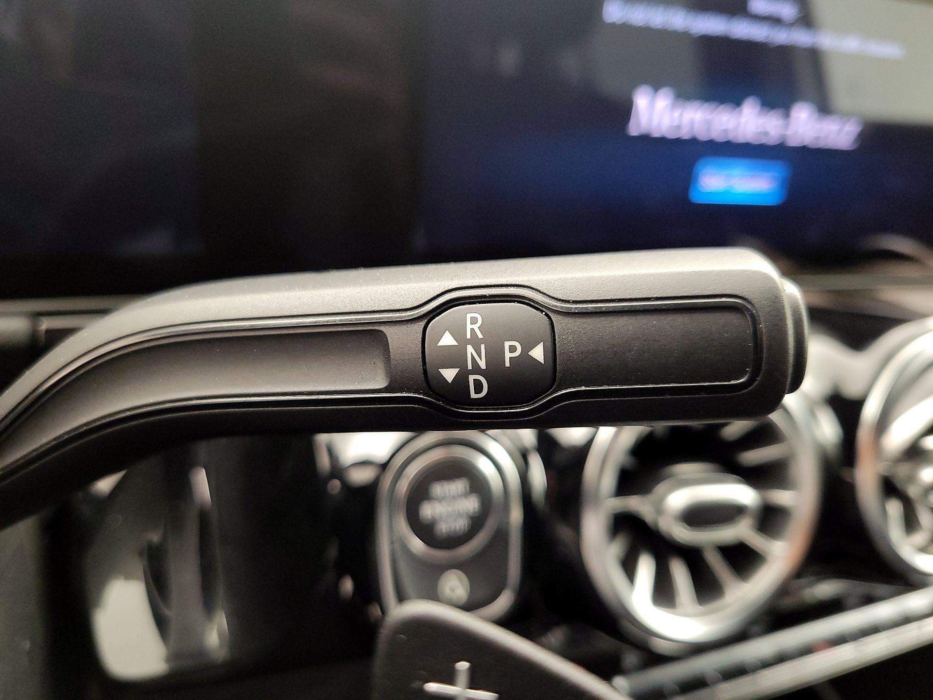 Thumbnail: 2021 Mercedes-Benz GLA - 16