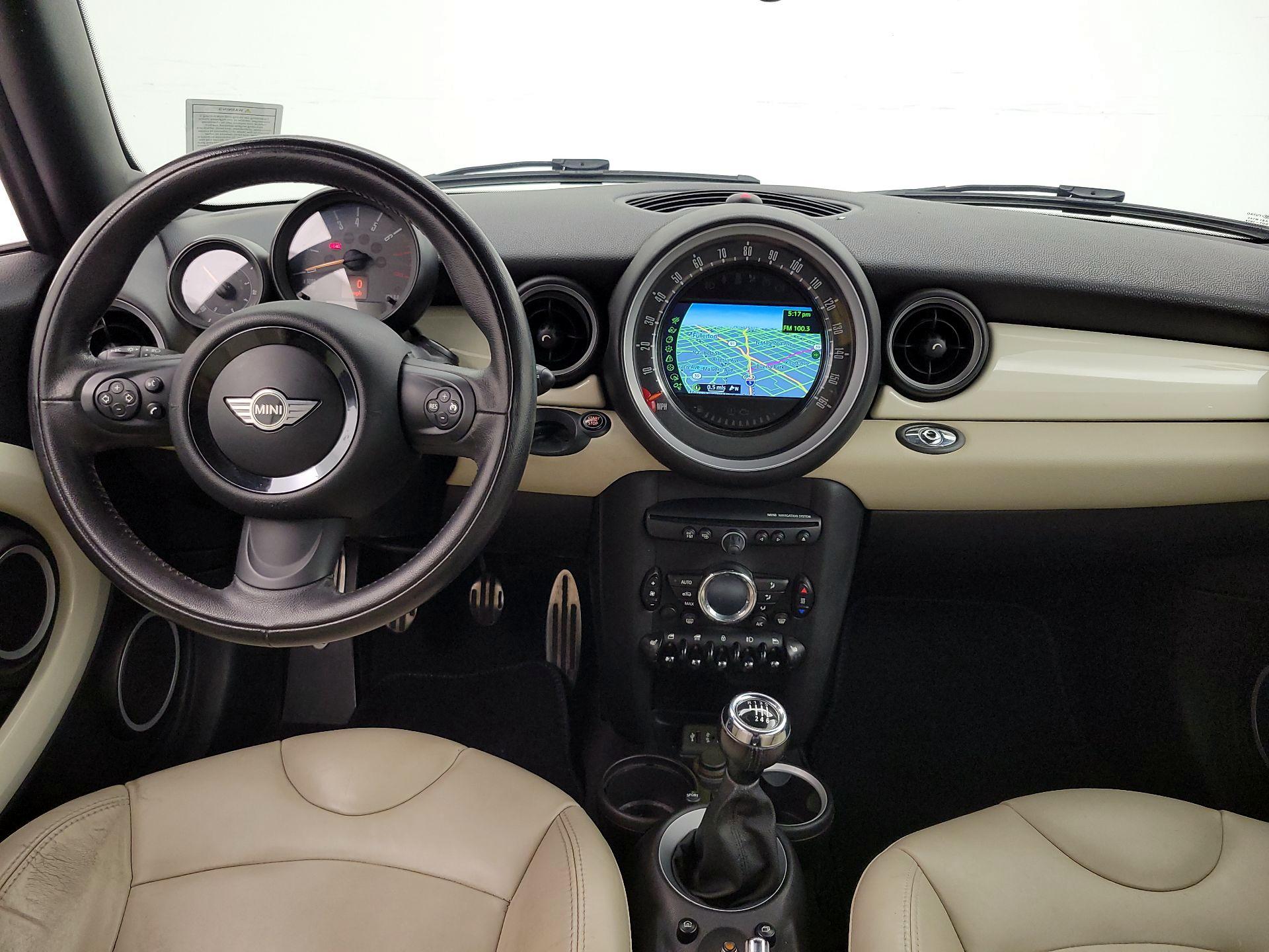 Thumbnail: 2015 MINI Cooper - 9
