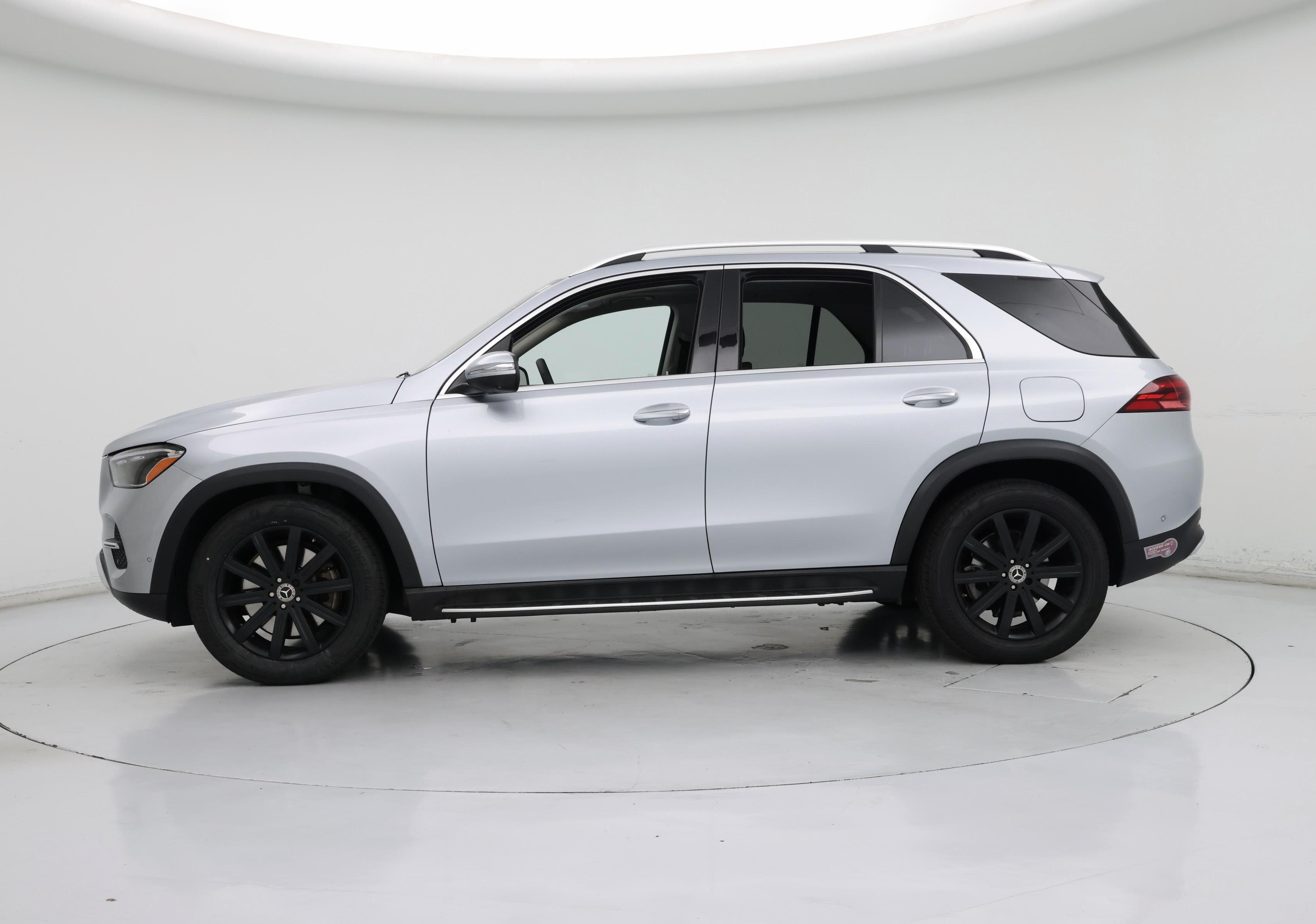 Thumbnail: 2024 Mercedes-Benz GLE - 3