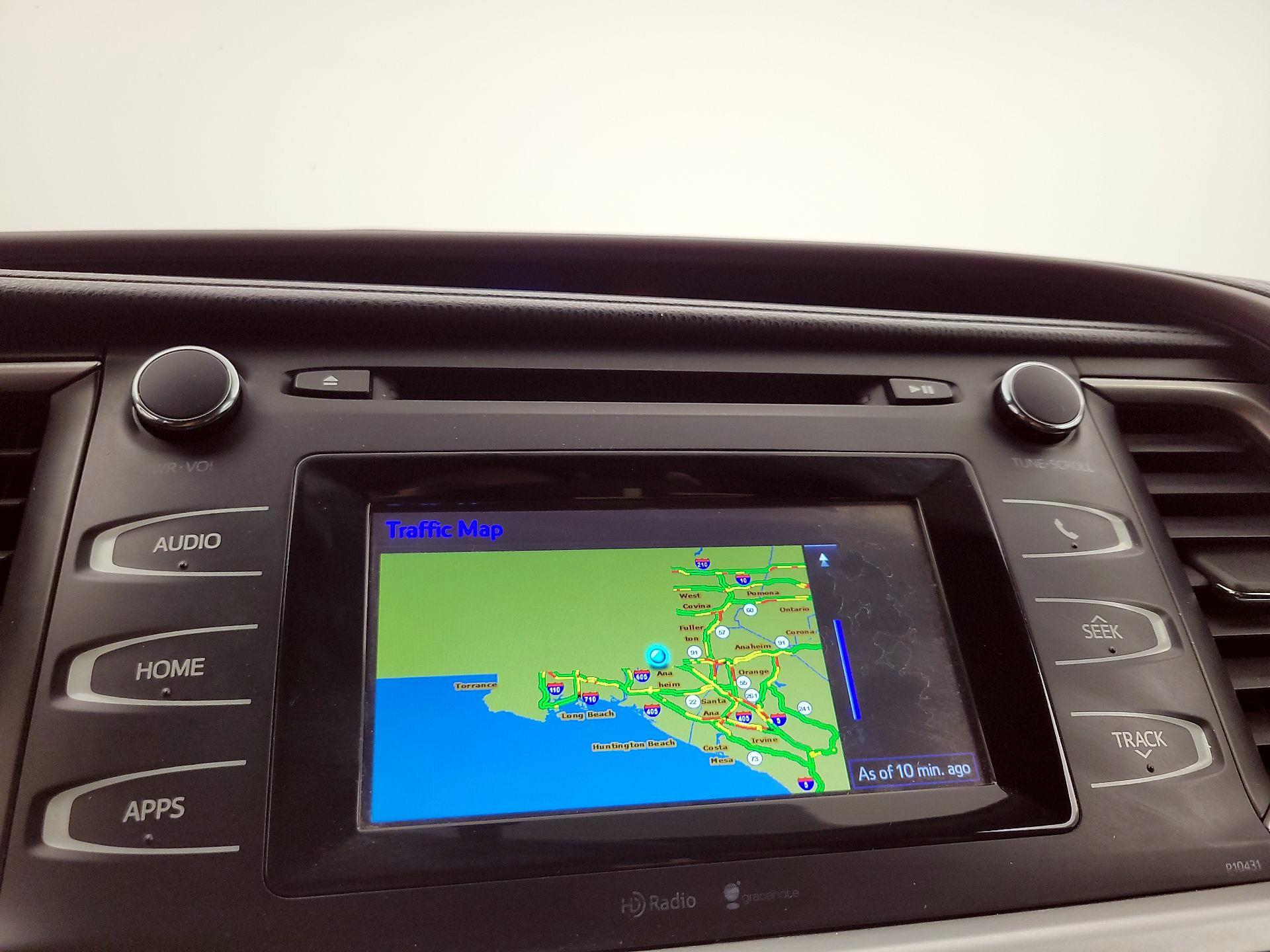 Thumbnail: 2015 Toyota Highlander - 14