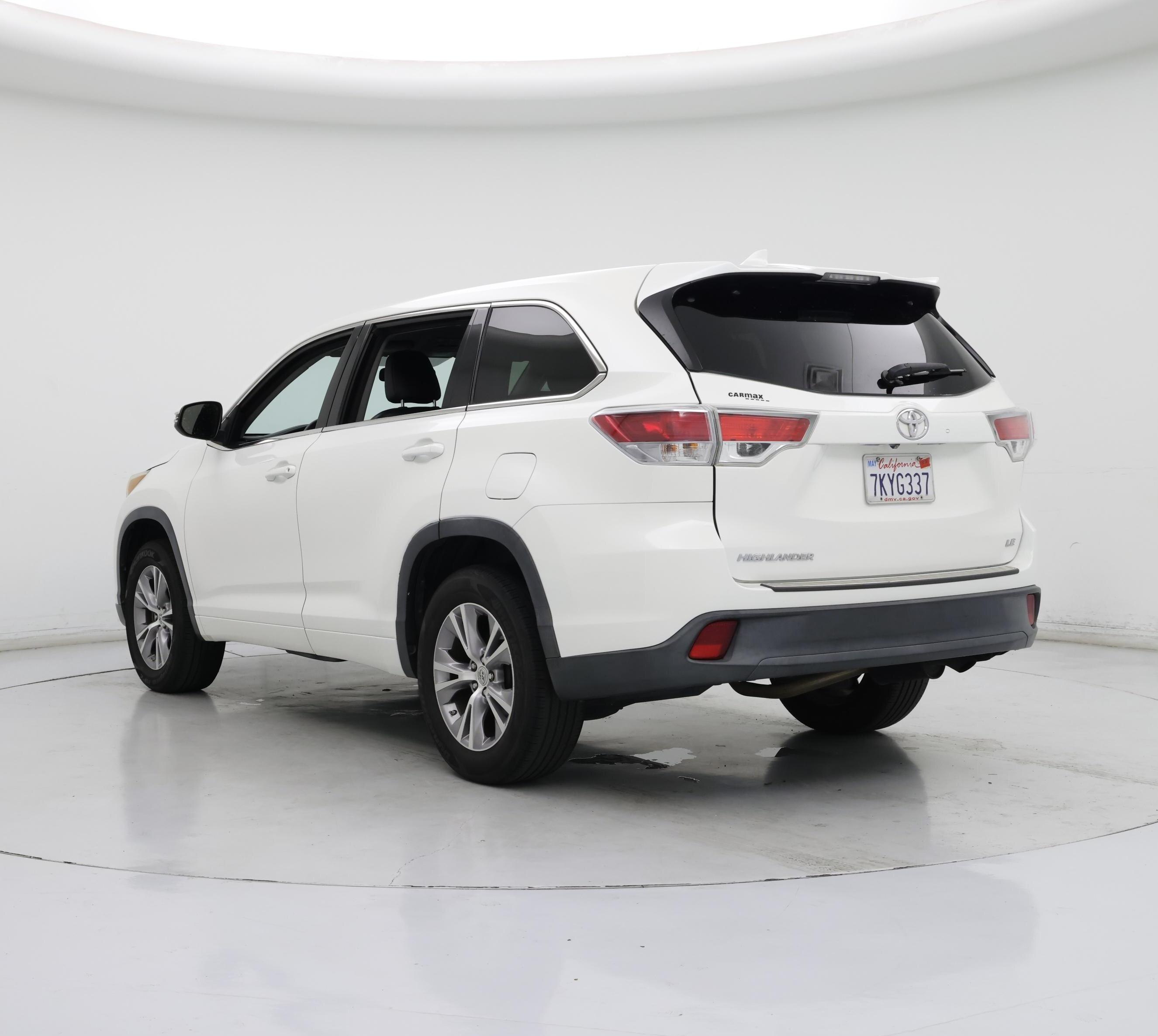 Thumbnail: 2015 Toyota Highlander - 2