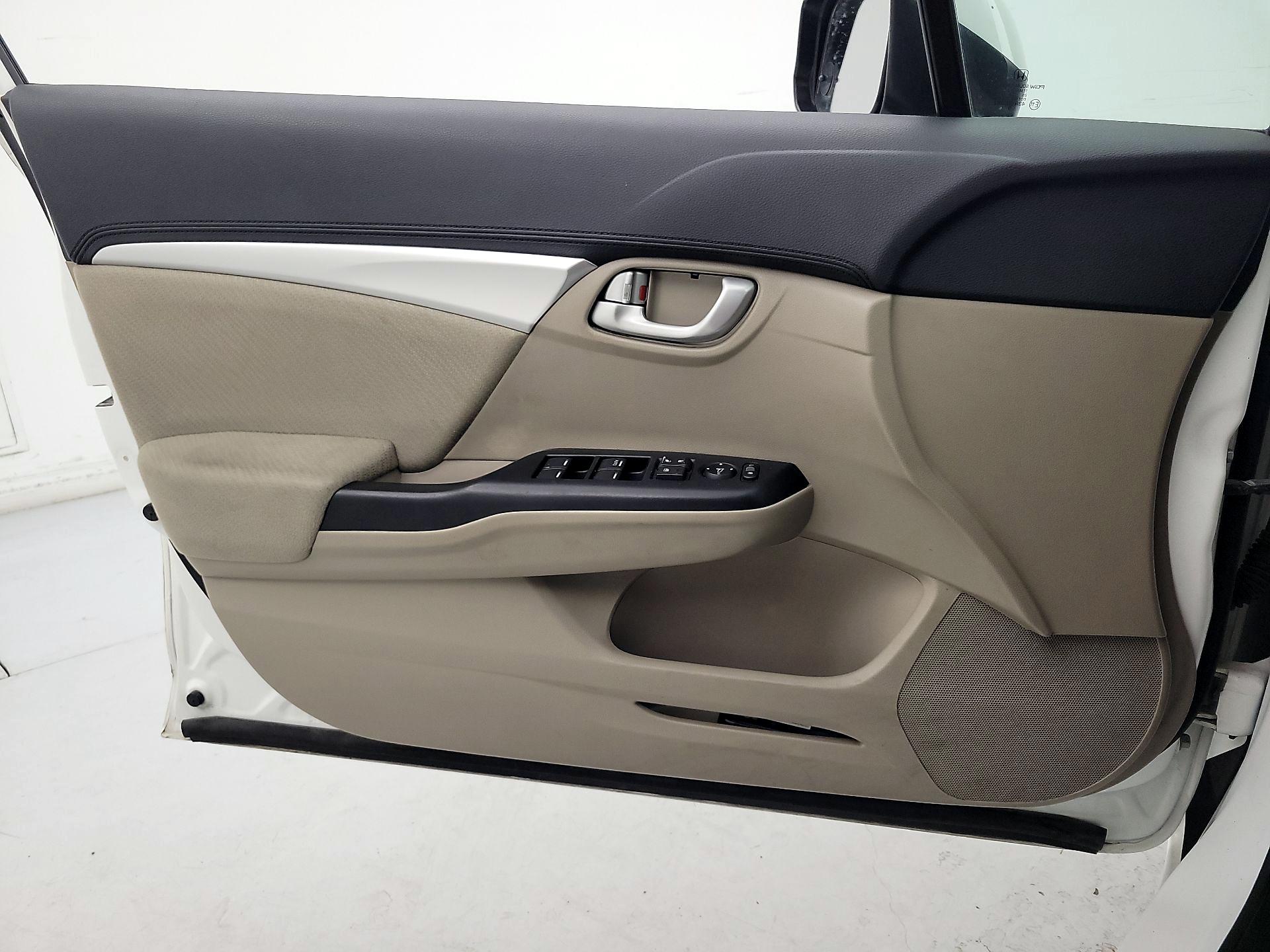 Thumbnail: 2013 Honda Civic - 12