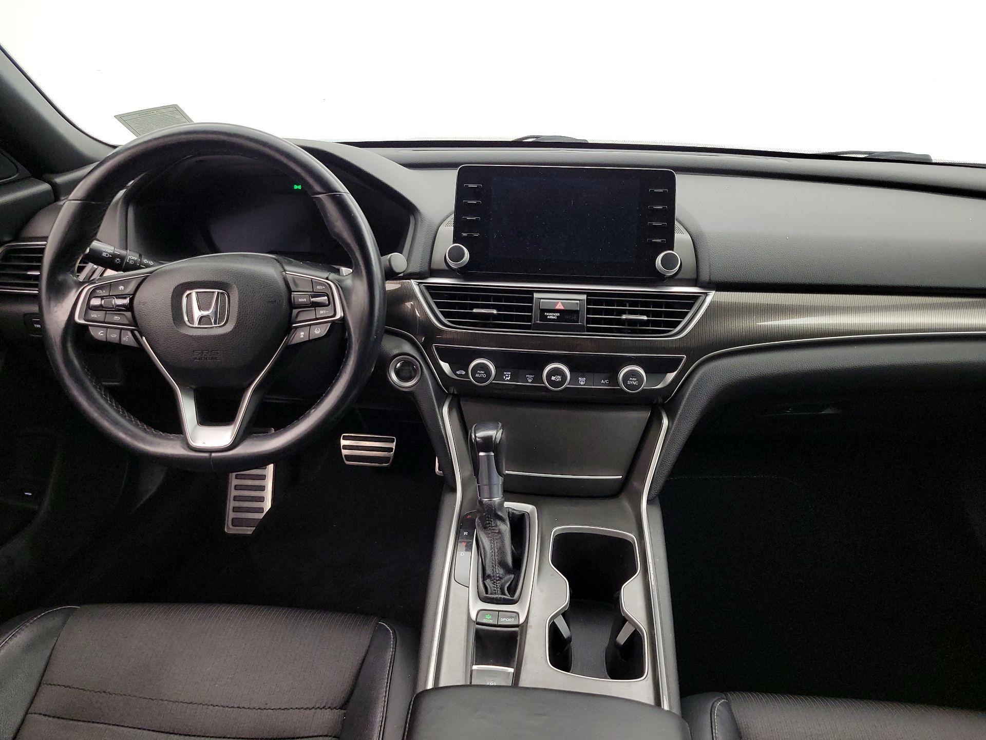 Thumbnail: 2018 Honda Accord - 9