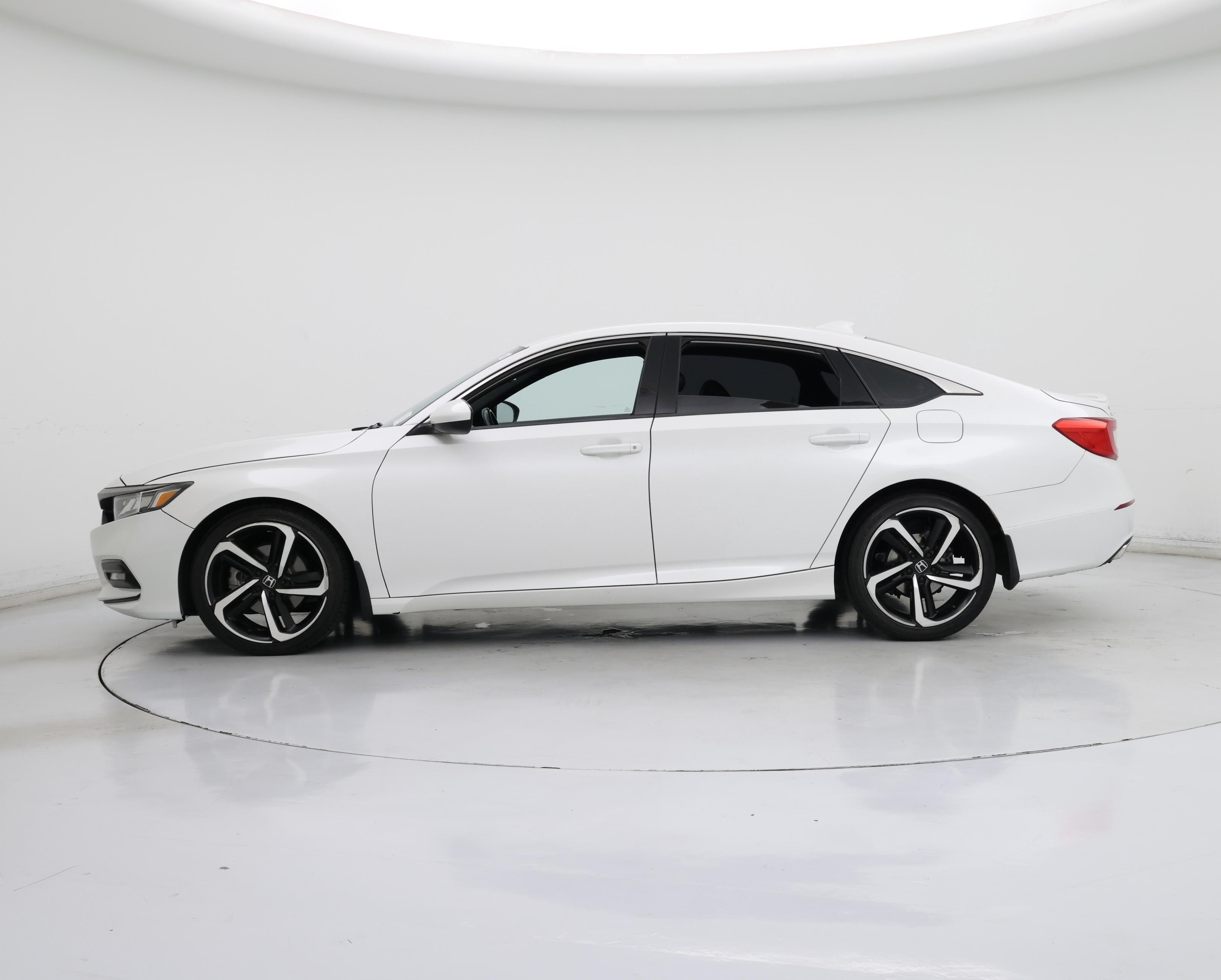 Thumbnail: 2018 Honda Accord - 3