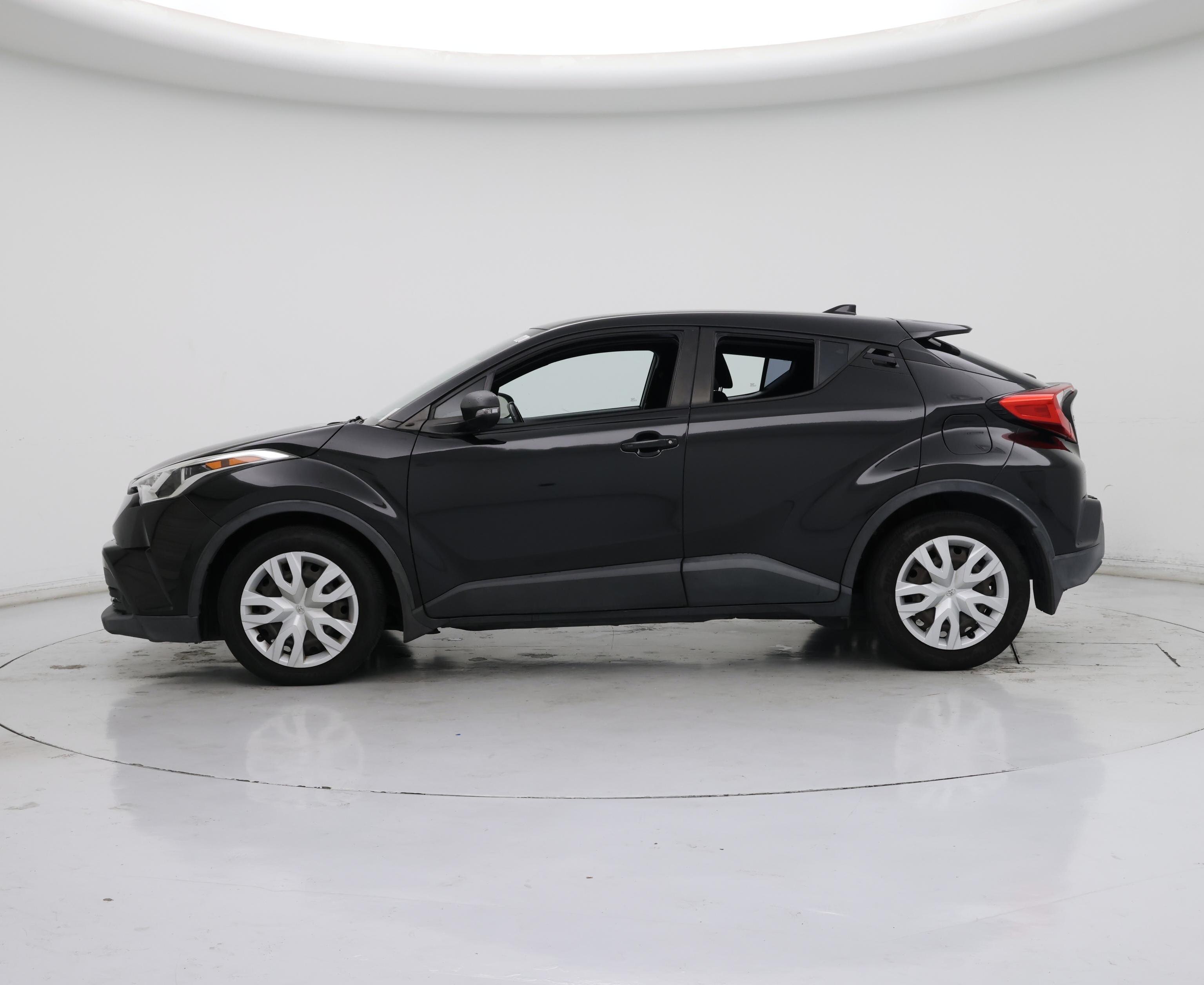 Thumbnail: 2018 Toyota C-HR - 3