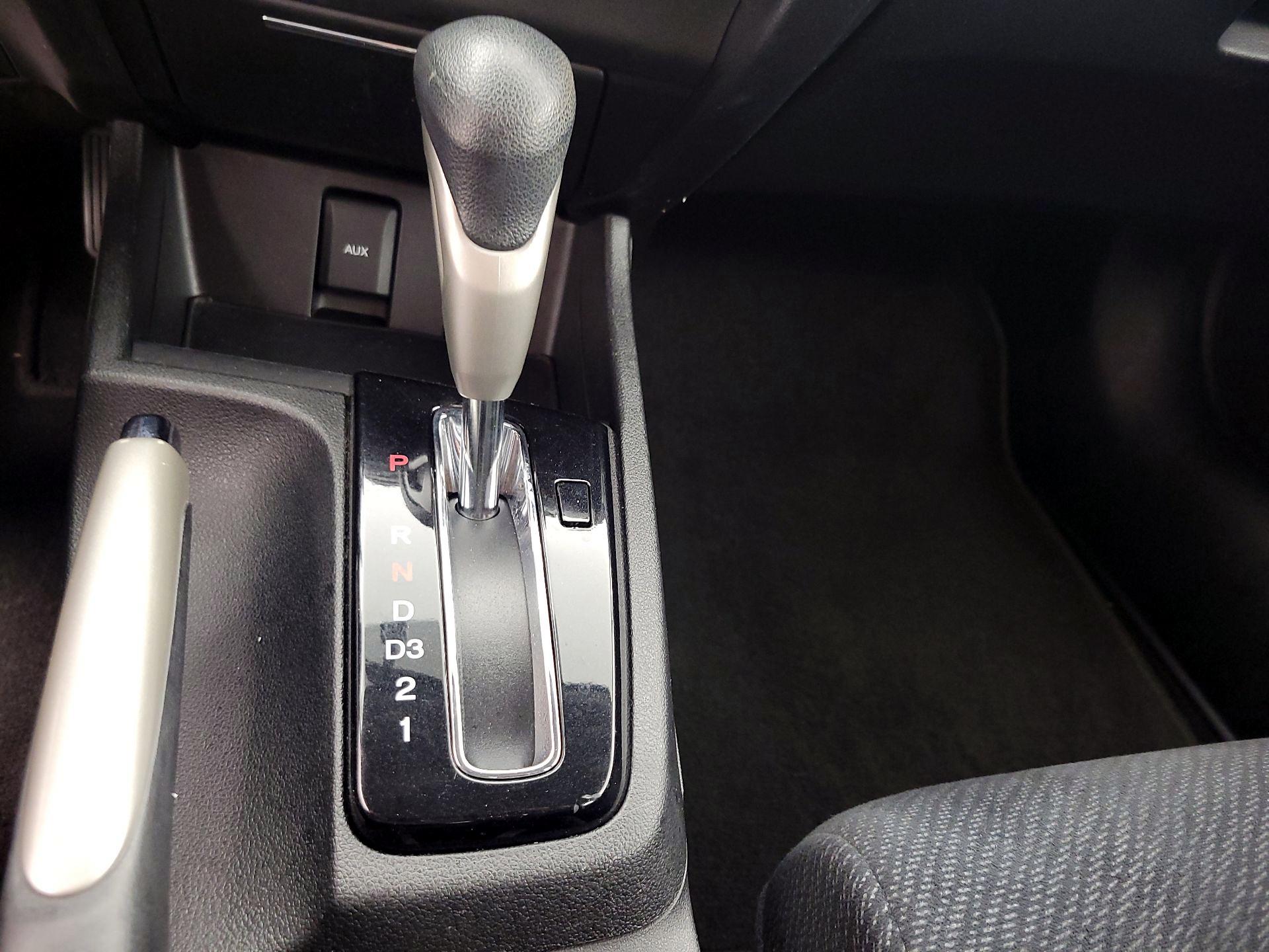 Thumbnail: 2013 Honda Civic - 17