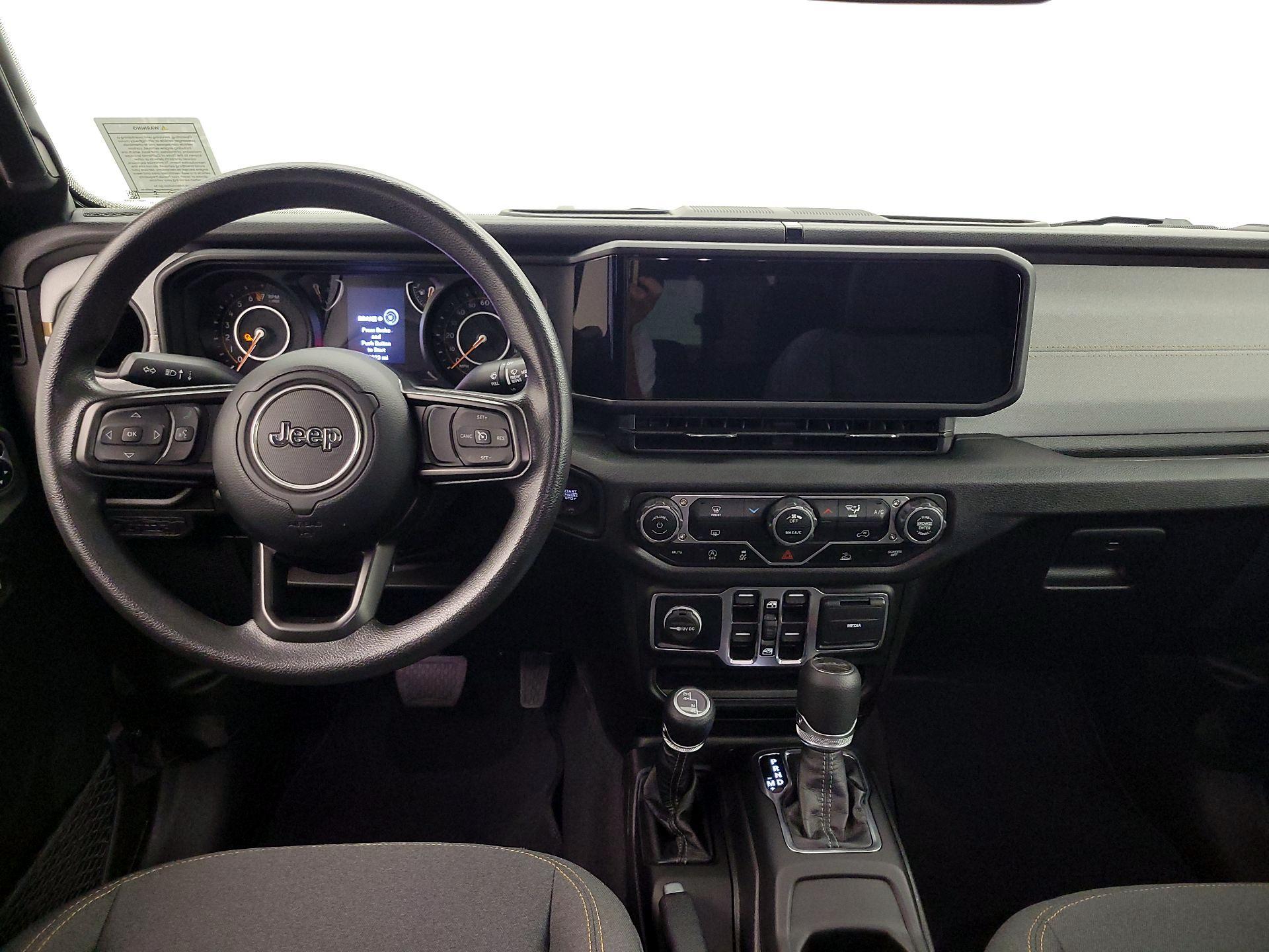 Thumbnail: 2025 Jeep Gladiator - 9