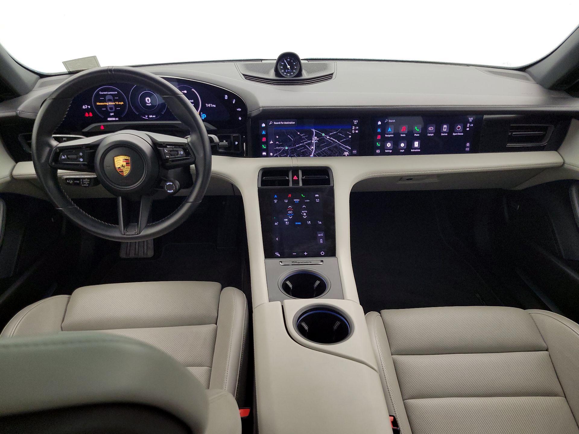 Thumbnail: 2021 Porsche Taycan - 9