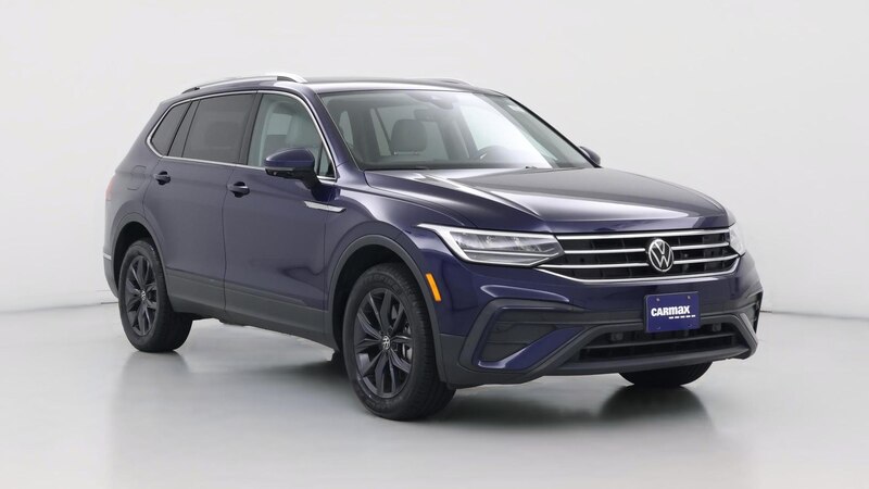 2022 Volkswagen Tiguan SE Hero Image
