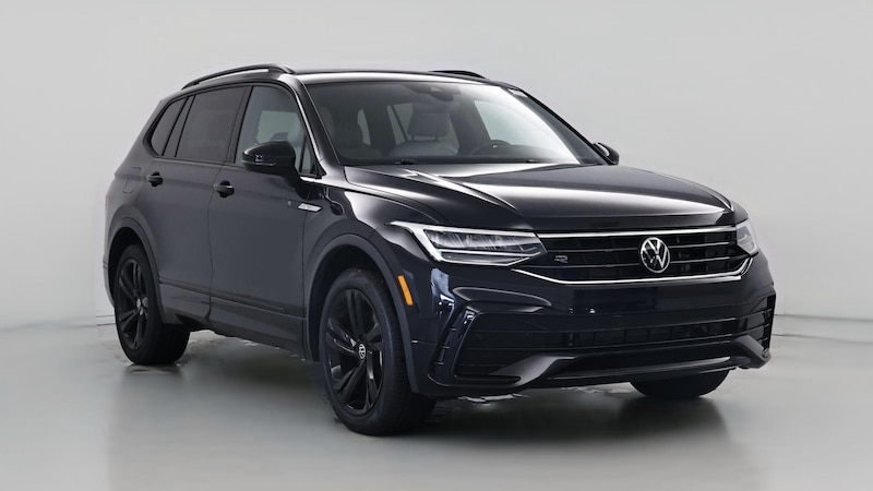 2023 Volkswagen Tiguan SE R-Line Black Hero Image