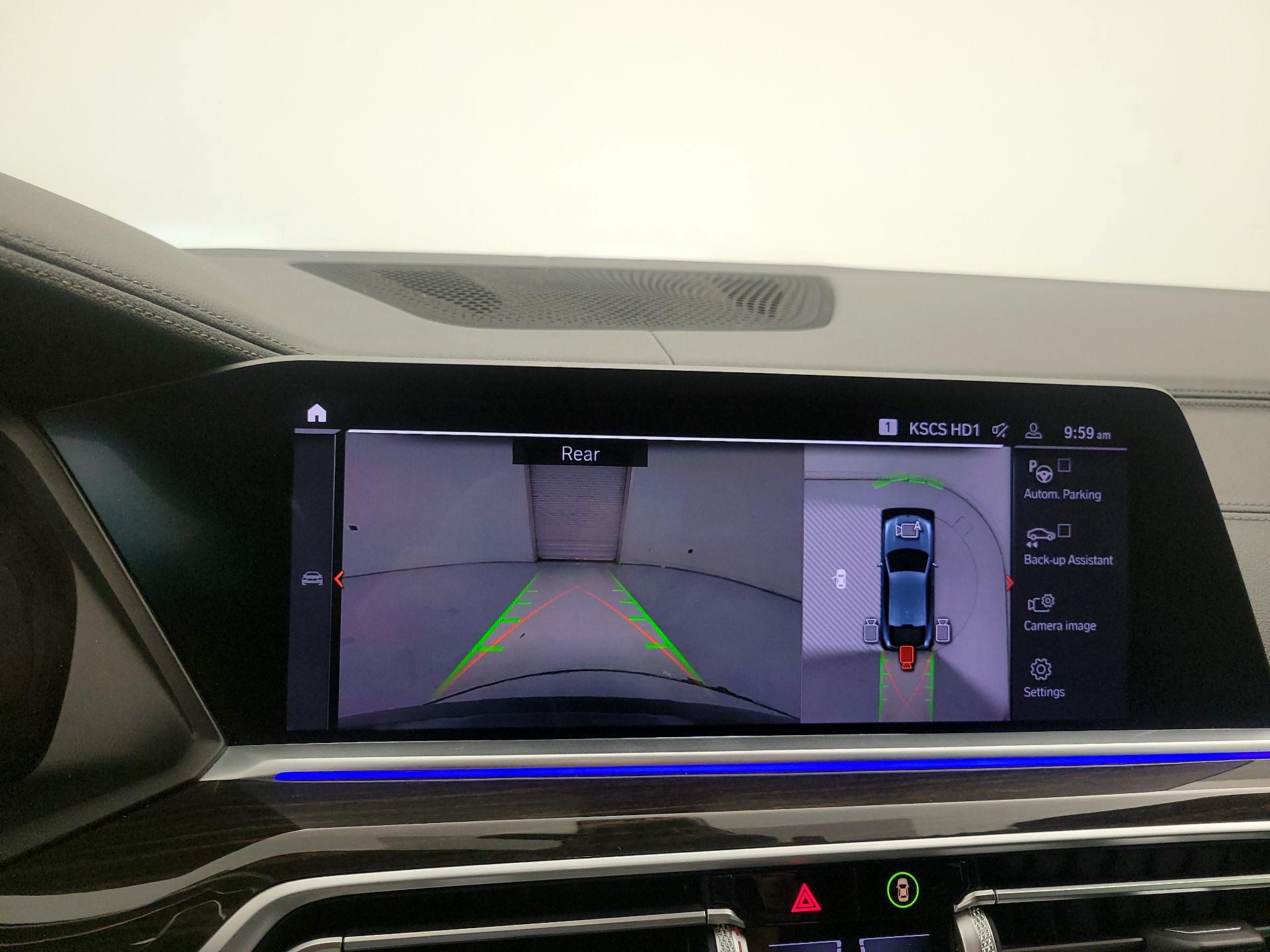 Thumbnail: 2021 BMW X6 - 15