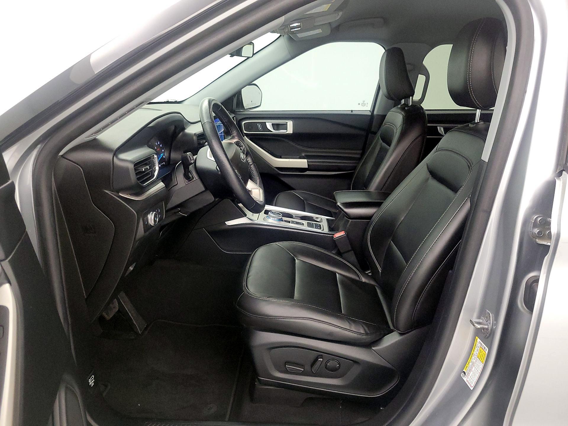 Thumbnail: 2022 Ford Explorer - 11