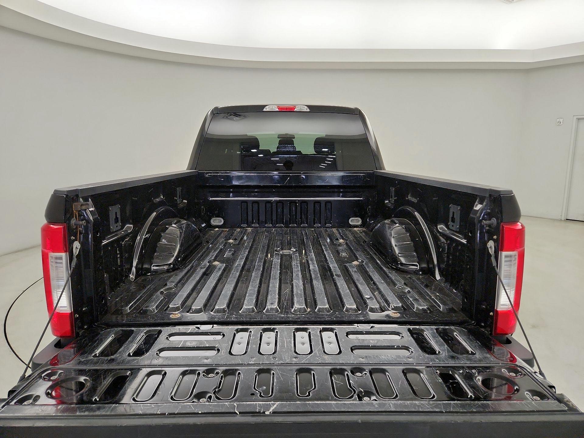 Thumbnail: 2017 Ford F-250 - 20