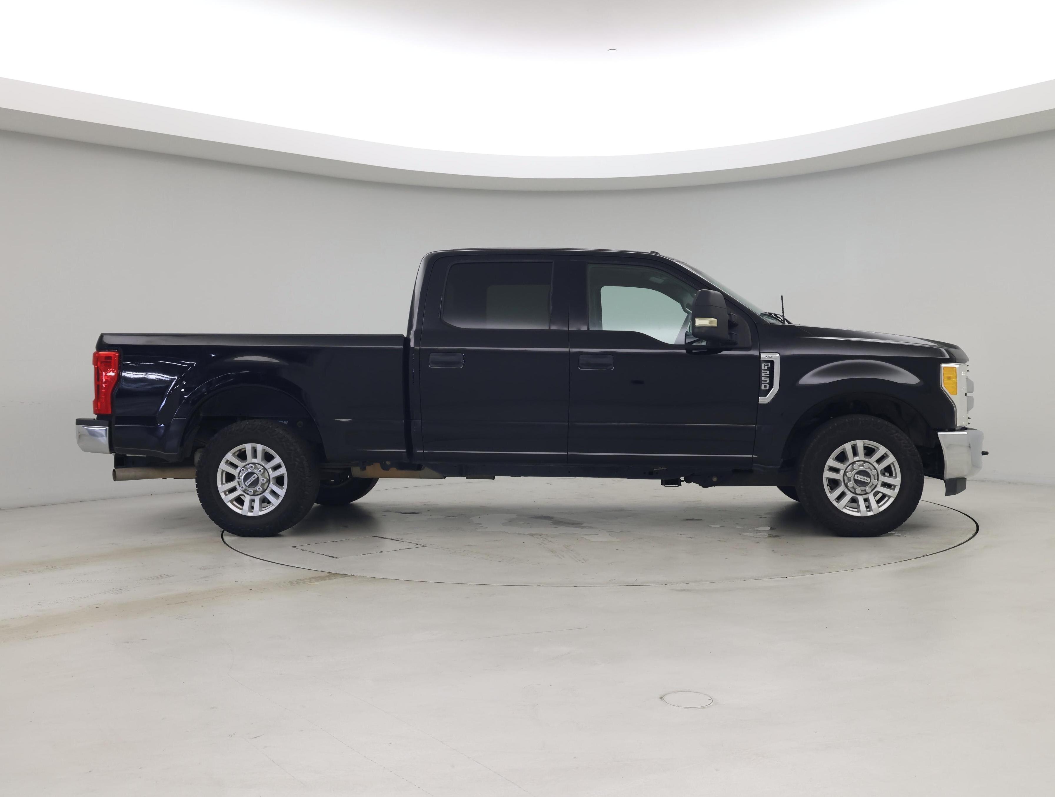 Thumbnail: 2017 Ford F-250 - 7