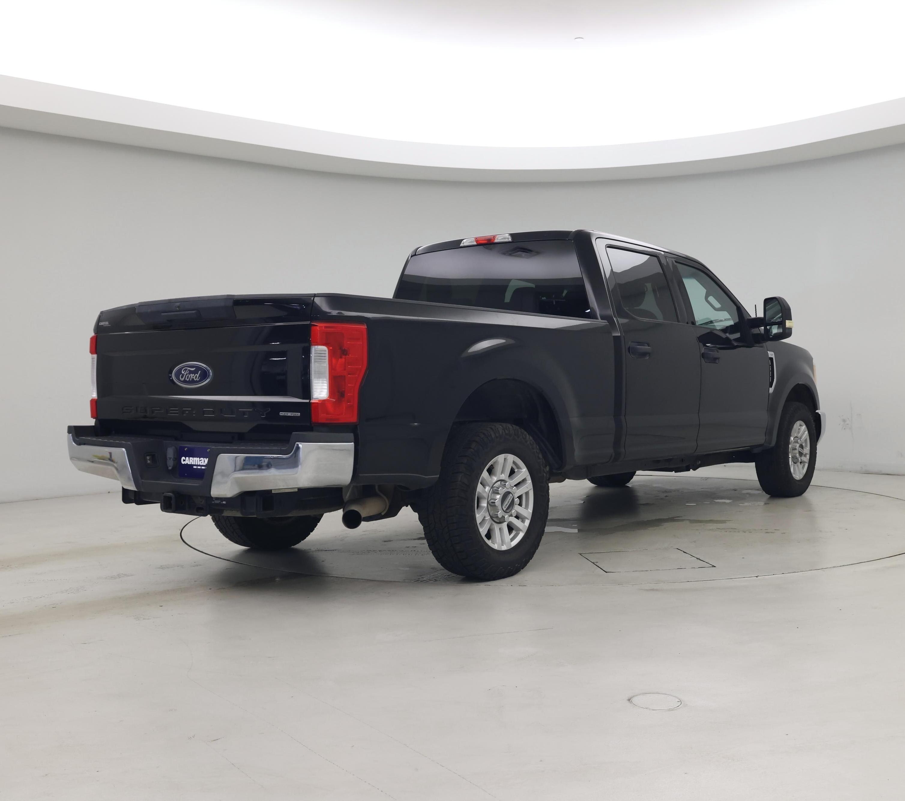 Thumbnail: 2017 Ford F-250 - 8