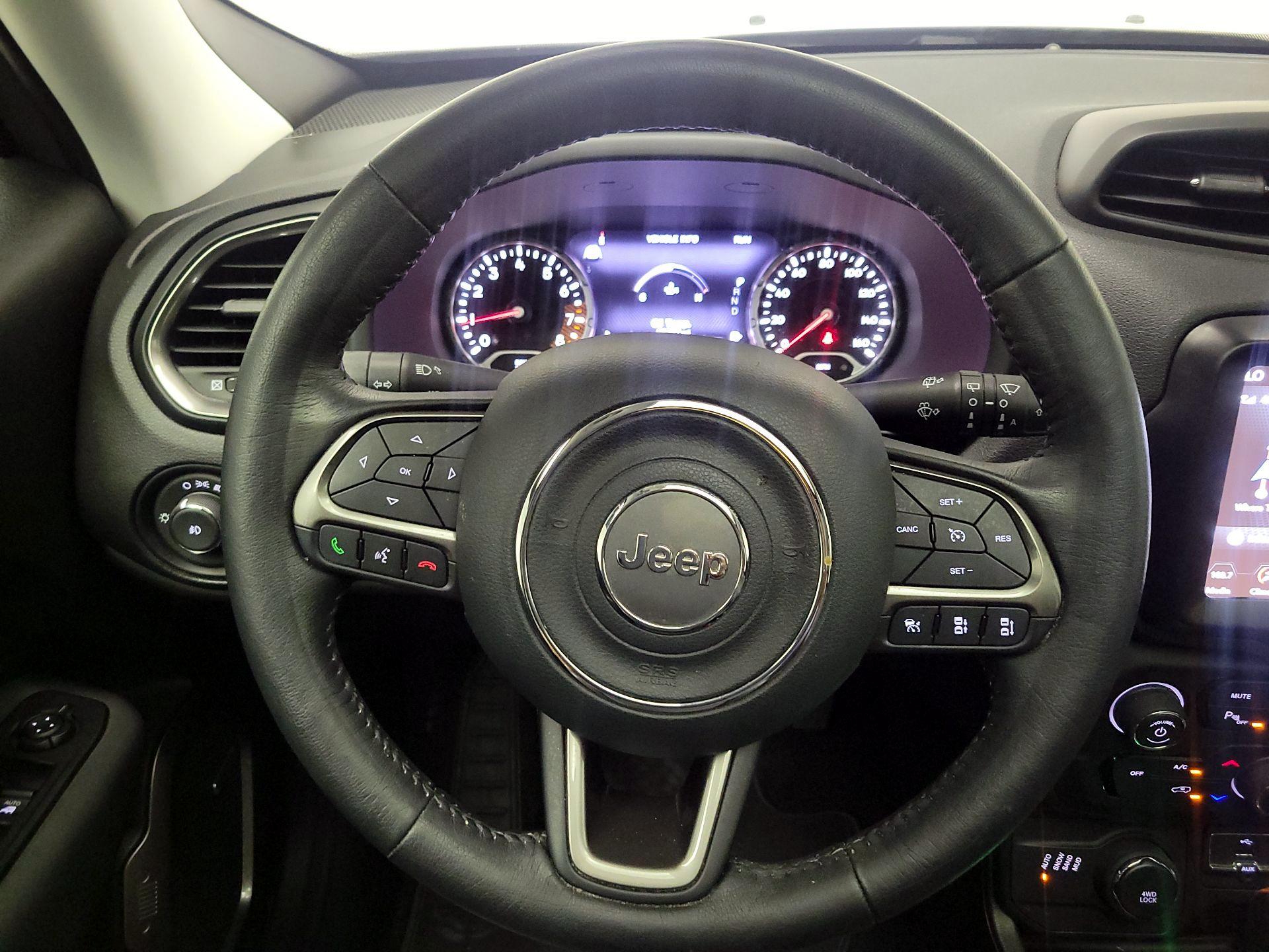 Thumbnail: 2021 Jeep Renegade - 10