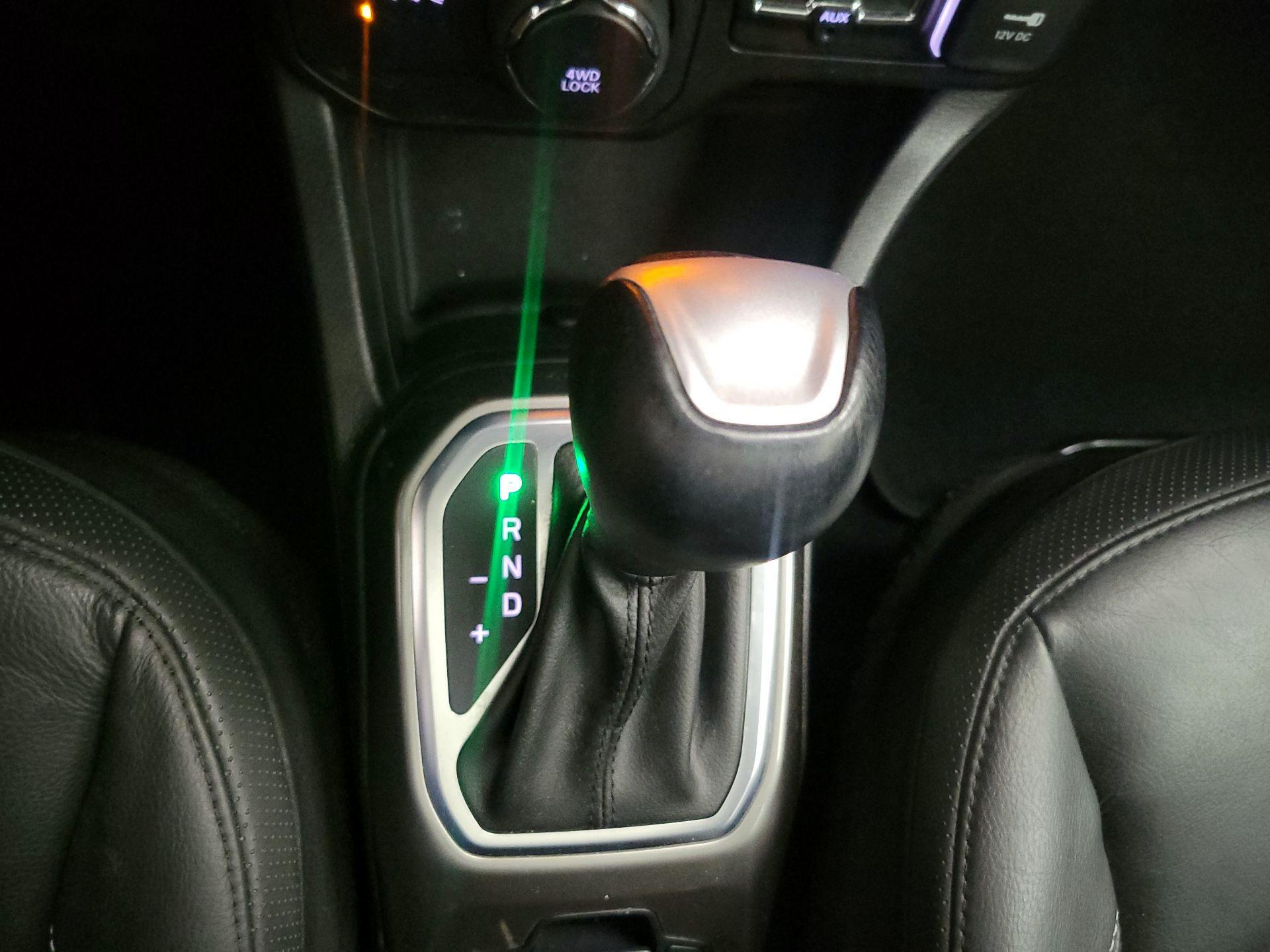 Thumbnail: 2021 Jeep Renegade - 18