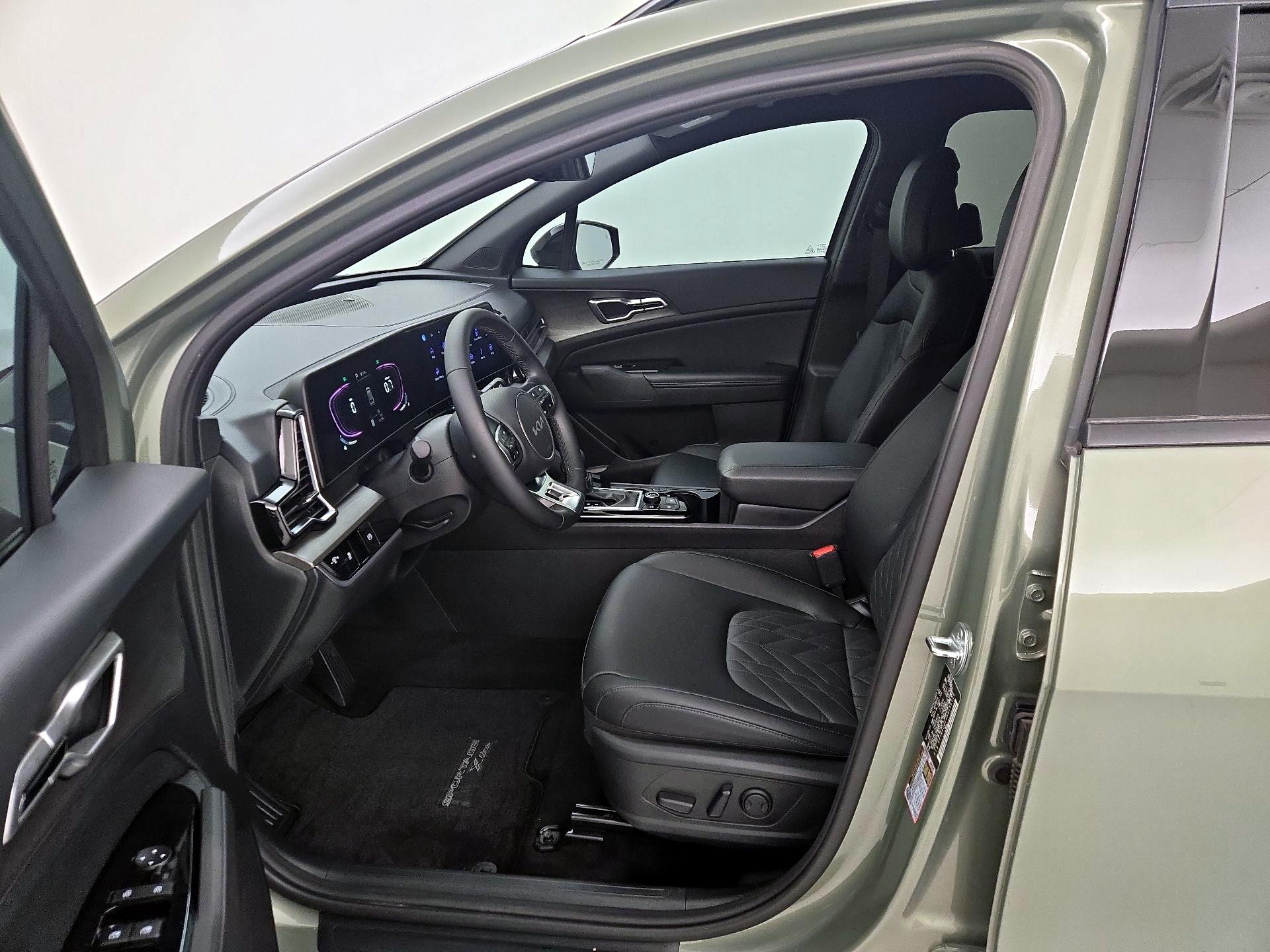 Thumbnail: 2024 Kia Sportage - 11