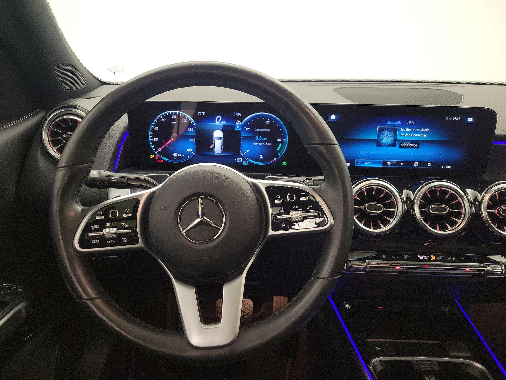 Thumbnail: 2023 Mercedes-Benz GLB - 10