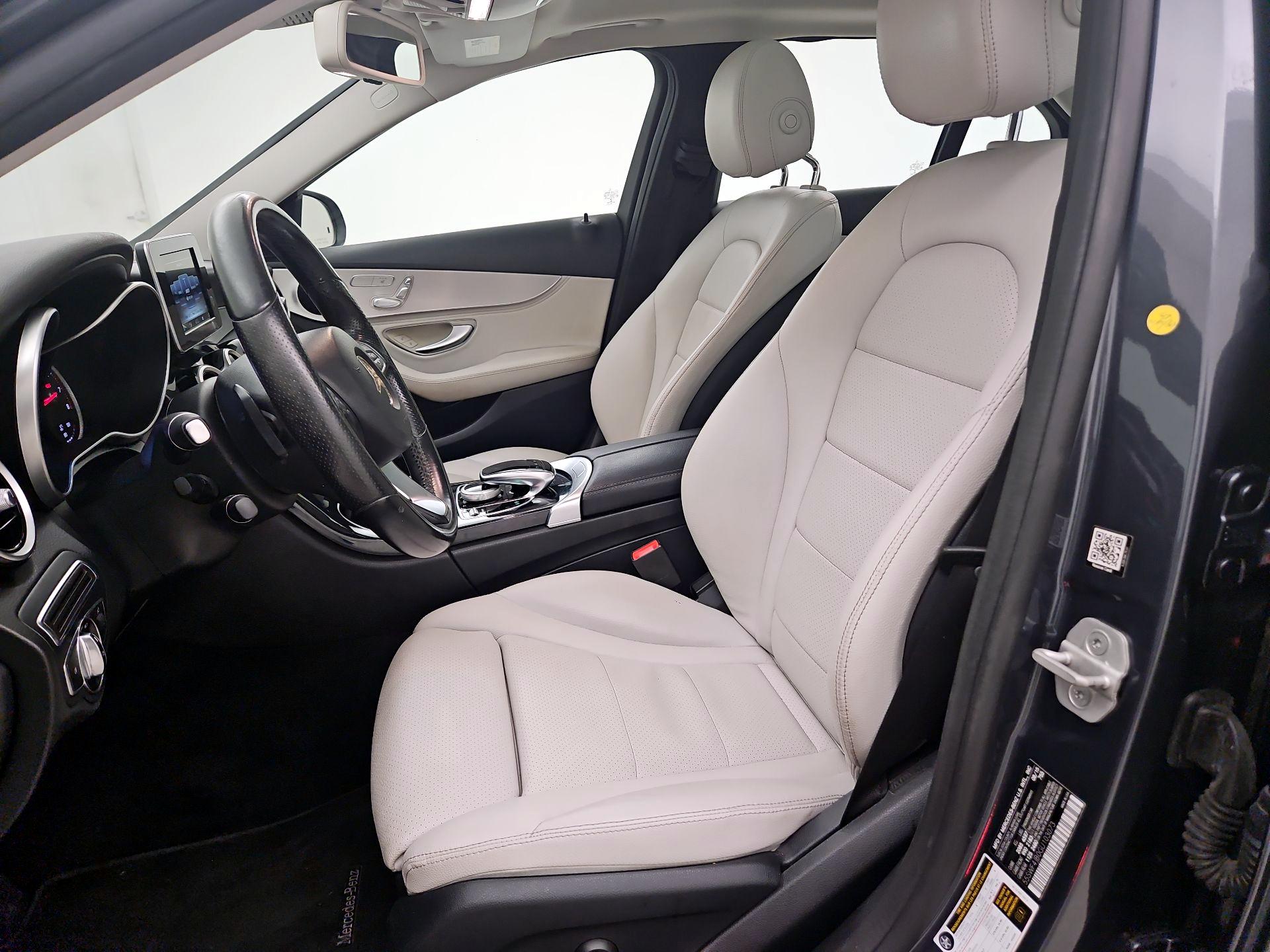 Thumbnail: 2016 Mercedes-Benz C-Class - 11