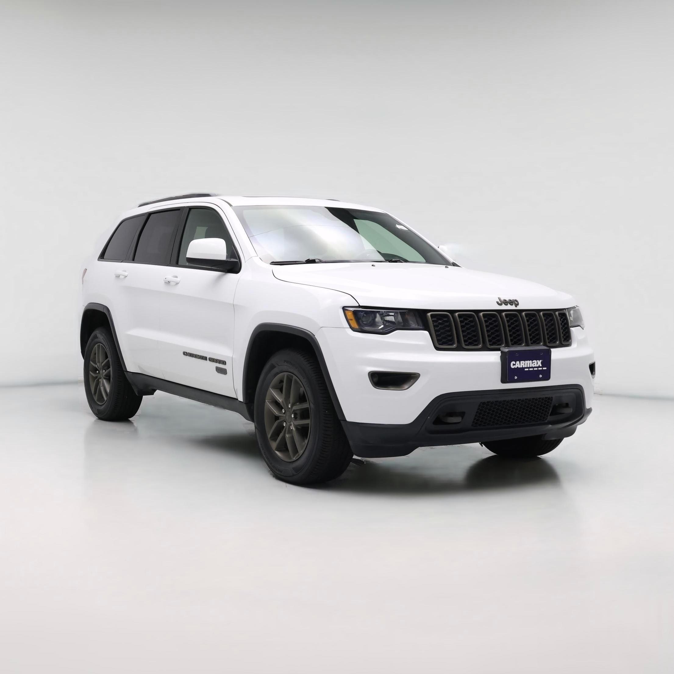 Thumbnail: 2017 Jeep Grand Cherokee - 1