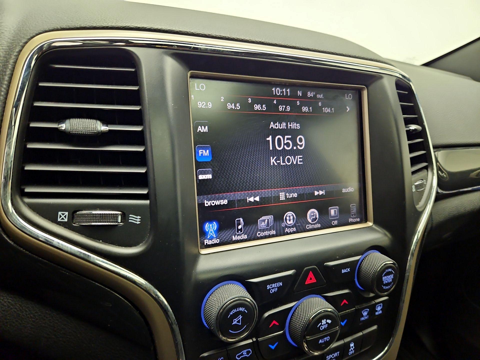 Thumbnail: 2017 Jeep Grand Cherokee - 15